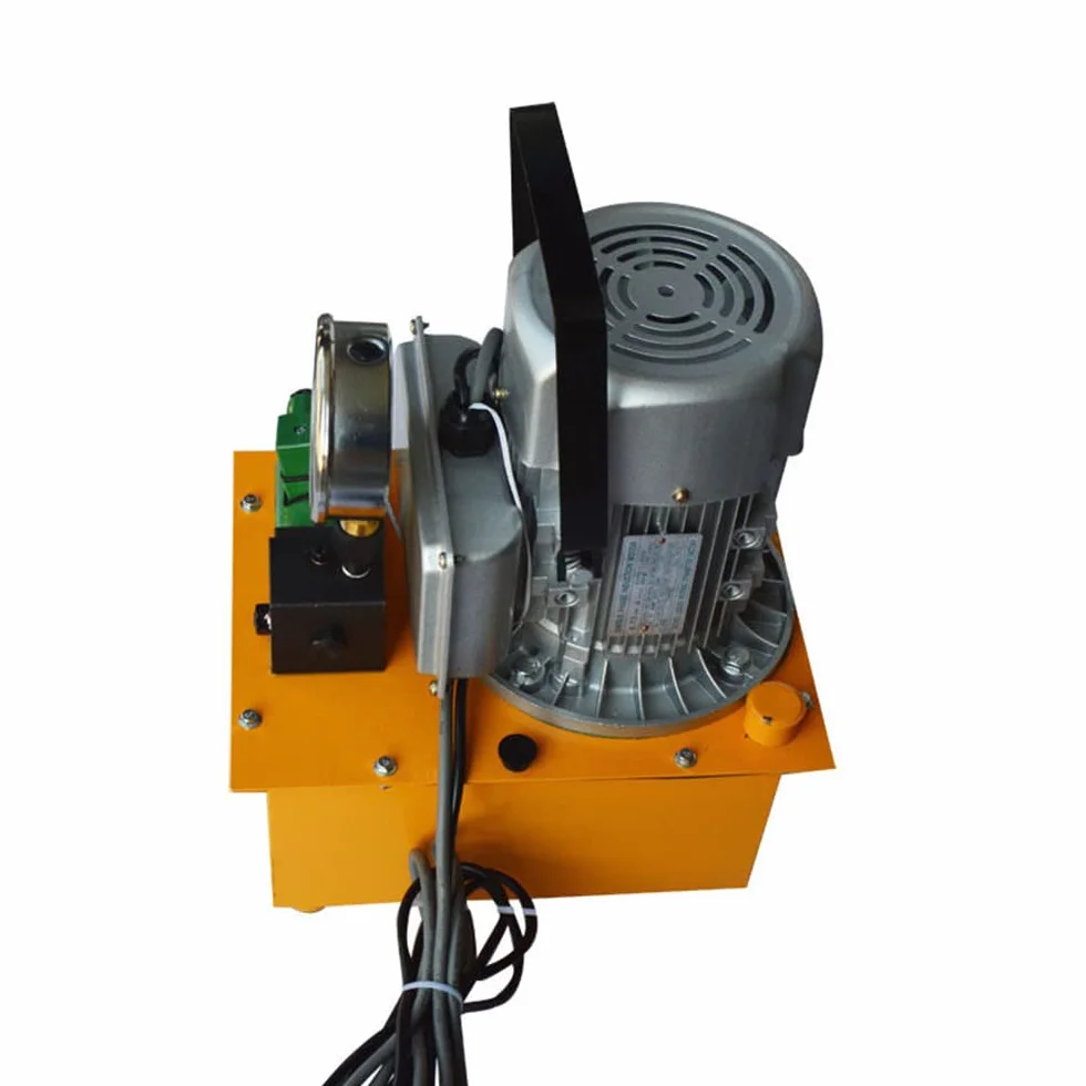 Elektryczna pompa hydrauliczna, napędzana elektrycznie, z wężem olejowym, szybkozłączka, sterowanie pedałem, proste działanie, 700 bar, 7 l