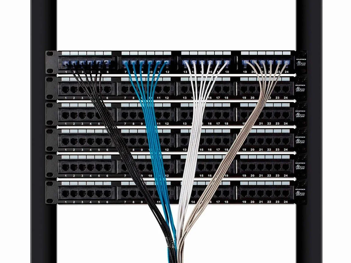 Monoprice Kabel krosowy Ethernet Cat6A, 10 sztuk, Snagless RJ45, 550 MHz, 10G, UTP, czysty drut miedziany, 30AWG, 15 cm, biały - seria SlimRun