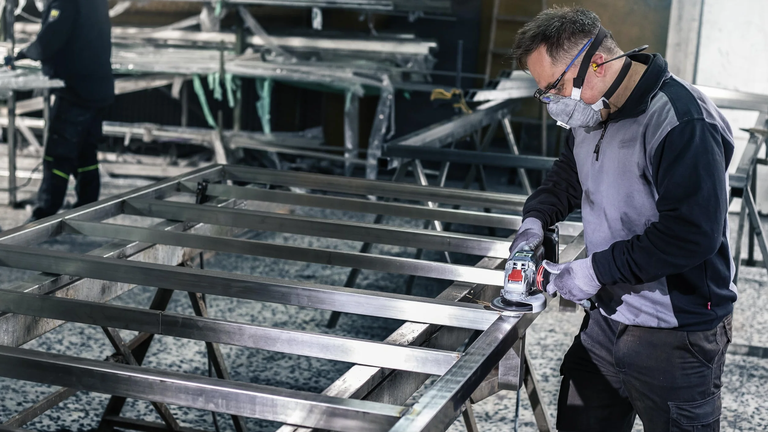 Bosch 1x Ścierna tarcza fibrowa PRO Metal R780 (do Stal, Stal nierdzewna, Ø 125 mm, Ziarnistość 80, Professional Akcesoria Mała szlifierka kątowa)