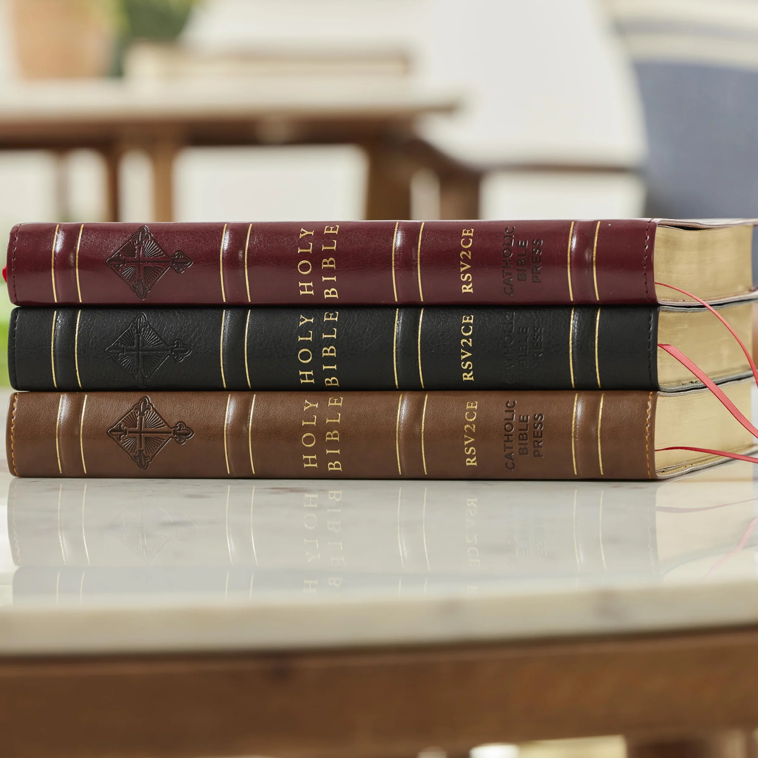 Rsv2ce, Thinline Large Print Catholic Bible, Crimson Leathersoft, Comfort Print: Revised Standard Version, Second Catholic Edition, Crimson, ... Bible, Comfort Print, Maps, 1 Ribbon Marker