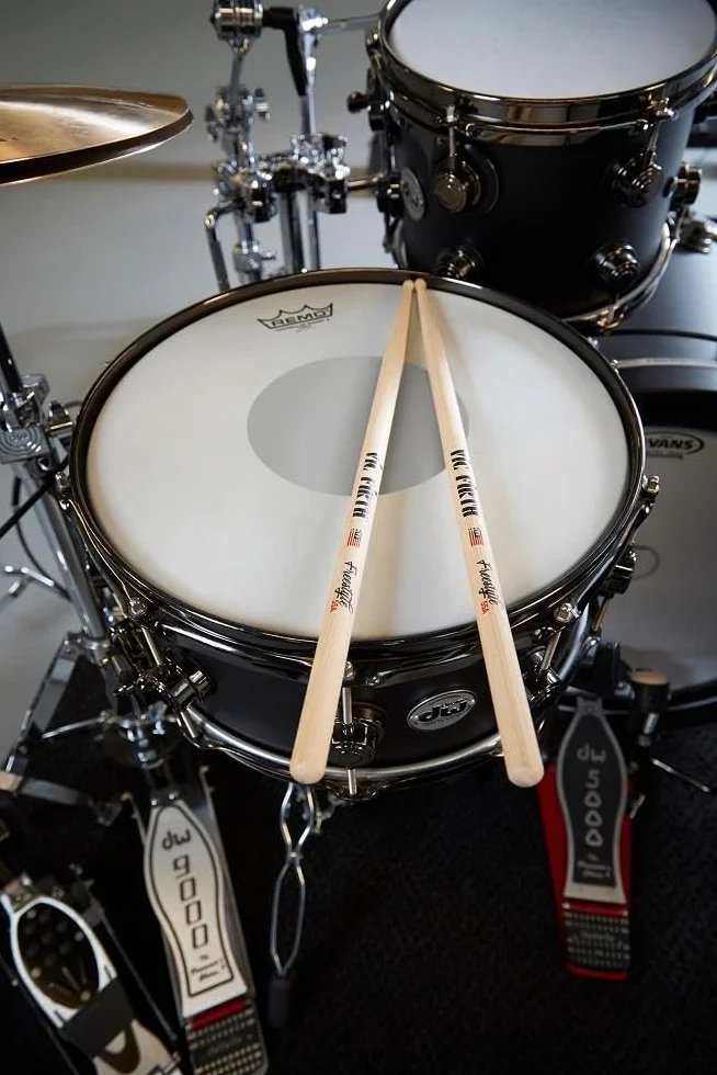 Vic FIrth - American Concept Freestyle pałeczki perkusyjne 5A - drewniana końcówka