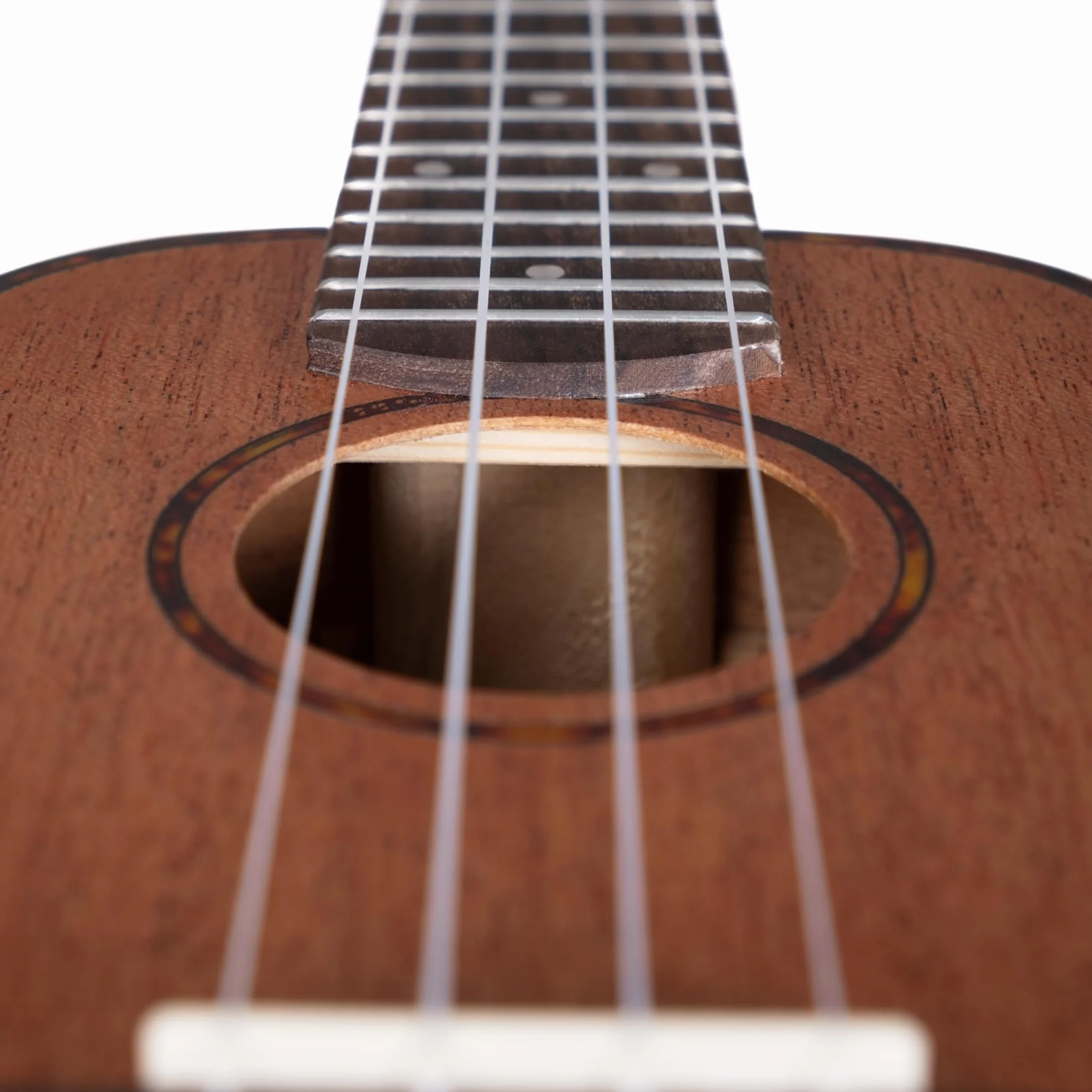CASCHA HH 2036 DE Premium mahoniowe ukulele koncertowe zestaw ze strunami AQUILA, niemiecka metoda ukulele z DVD, wyściełana torba i 3 kostki