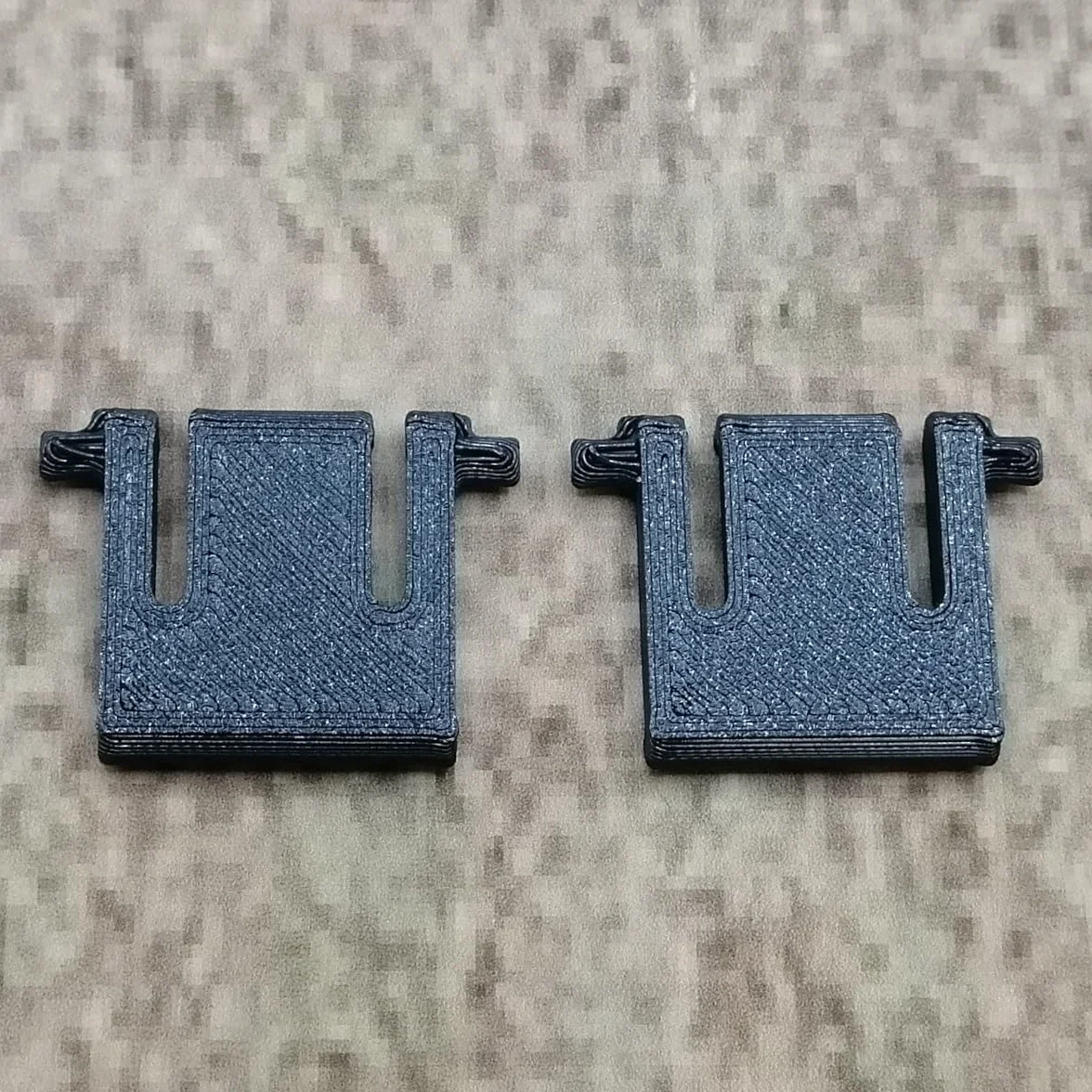1 para (2 szt.) zapasowe nóżki do klawiatury, czarne, kompatybilne z Sharkoon PureWriter RGB, część zamienna, stojak na klawiaturę, nóżki, keyboard