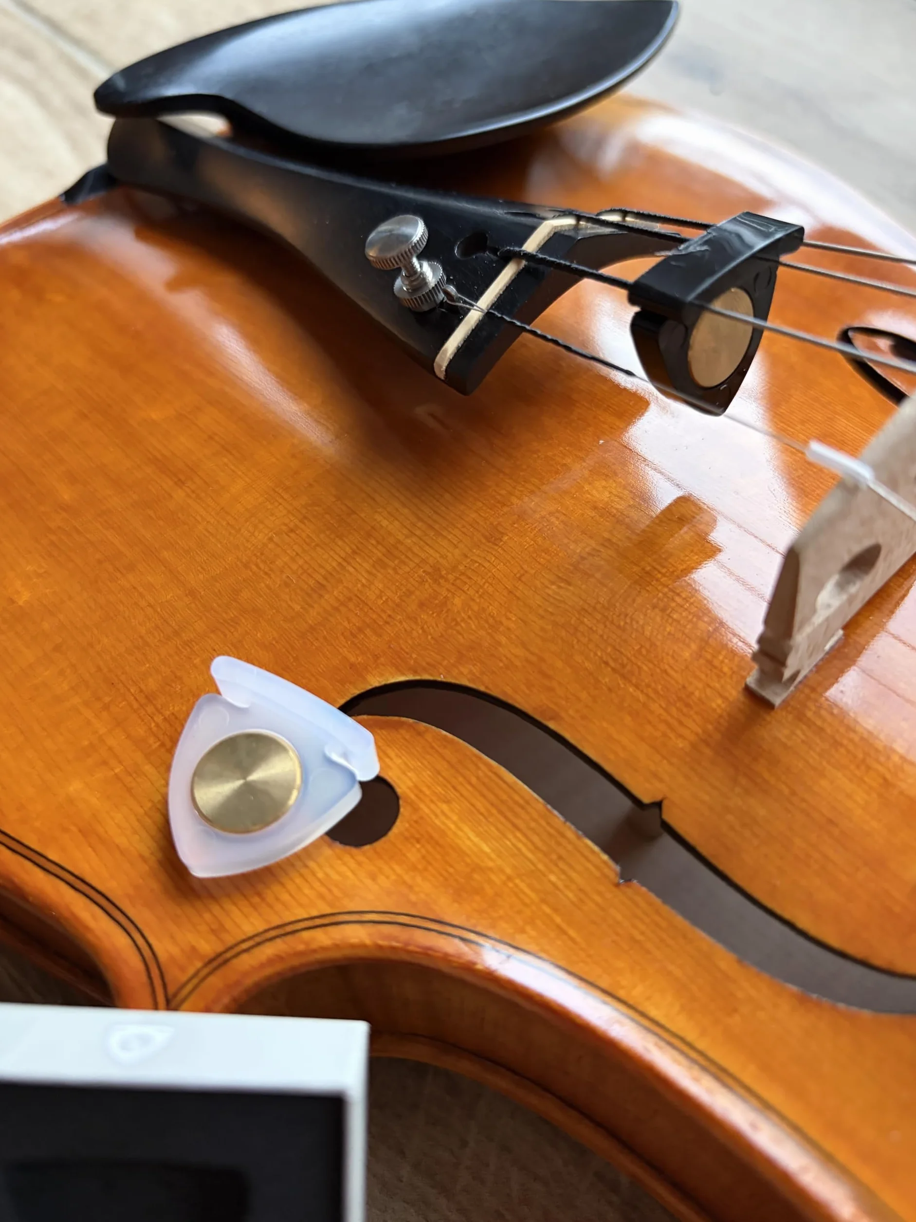 Alpine Mute Co profesjonalny model biały