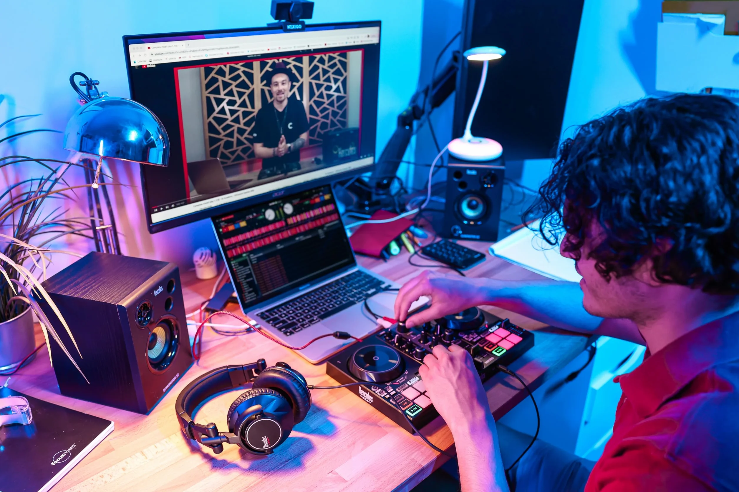 Hercules DJLearning Kit MK2 — Kompletny Zestaw do Nauki Miksowania — Obejmuje Oprogramowanie i Samouczki