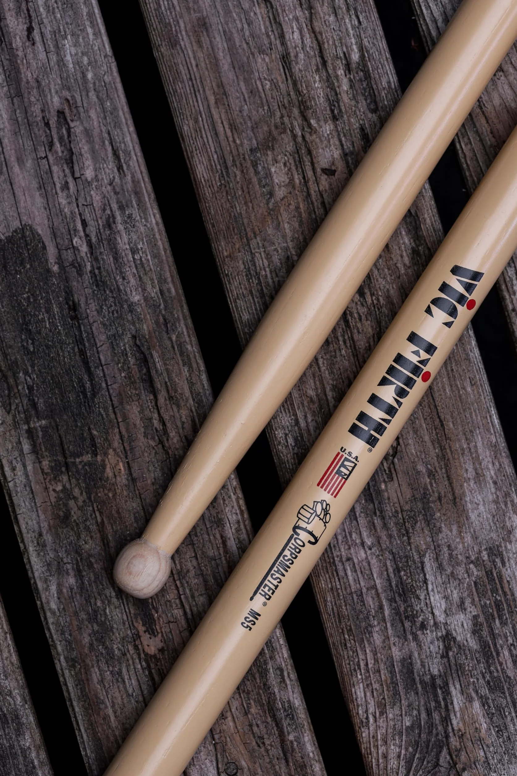 Vic Firth - Pałeczki do bębnów z serii Corpsmaster® - MS5-17 cali (43,18 cm) - stożek średni - drewniana końcówka
