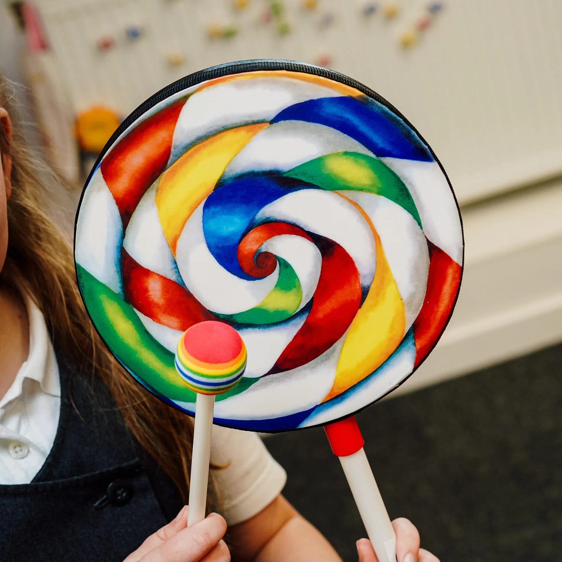 A-Star 8-calowy bęben ręczny Lollipop z plastikowym miękkim ubijakiem - 20 cm tęczowy bęben