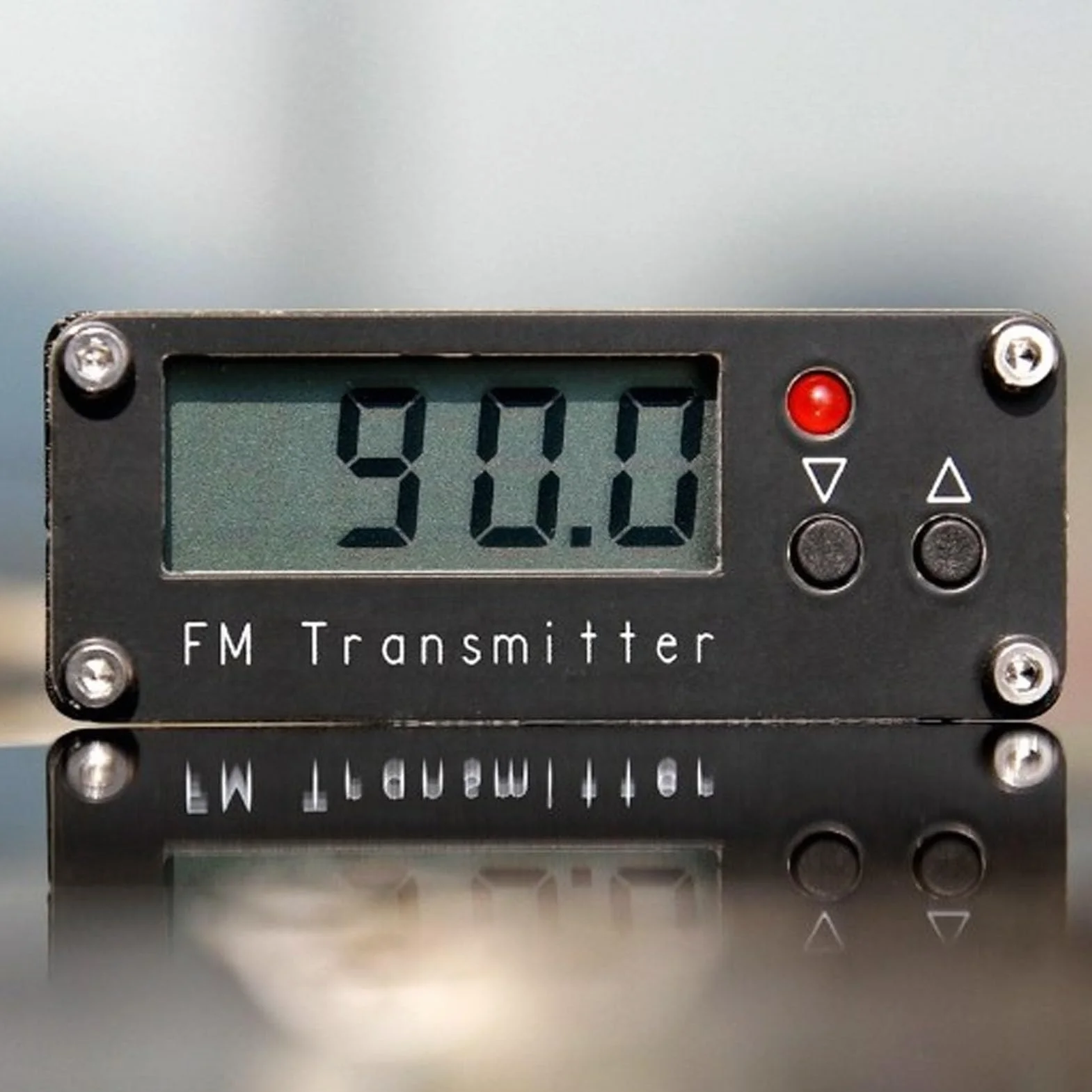 Cryfokt Nadajnik FM, Dalekiego Zasięgu 2000 M, Stereofoniczna Stacja Radiowa FM z Gniazdem Audio 3,5 Mm, 76 do 108 MHz, do Drive, Parkingu Przy Kinie, Szkolnego Supermarketu