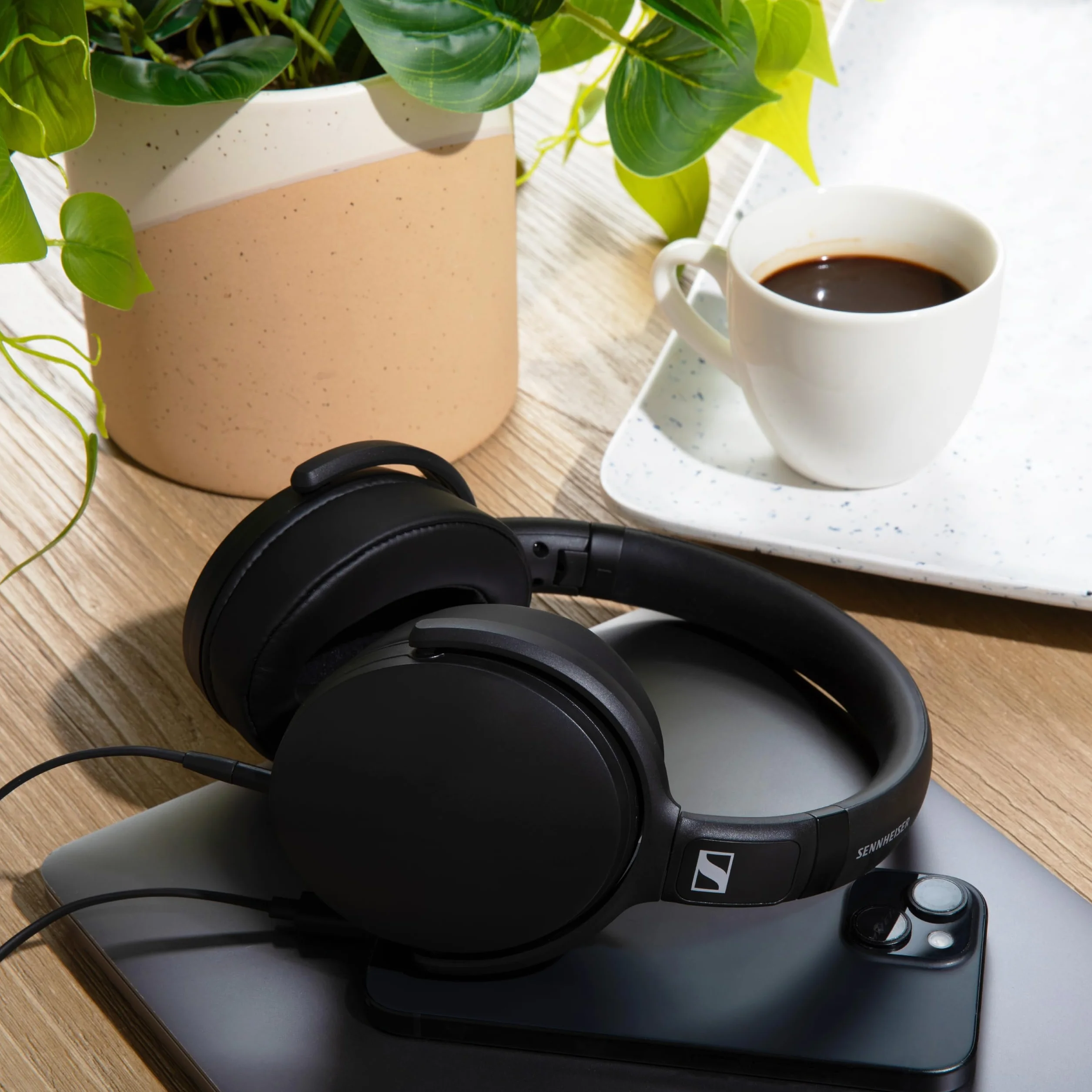 Sennheiser HD 400U słuchawki nauszne z pilotem Smart Remote – czarne