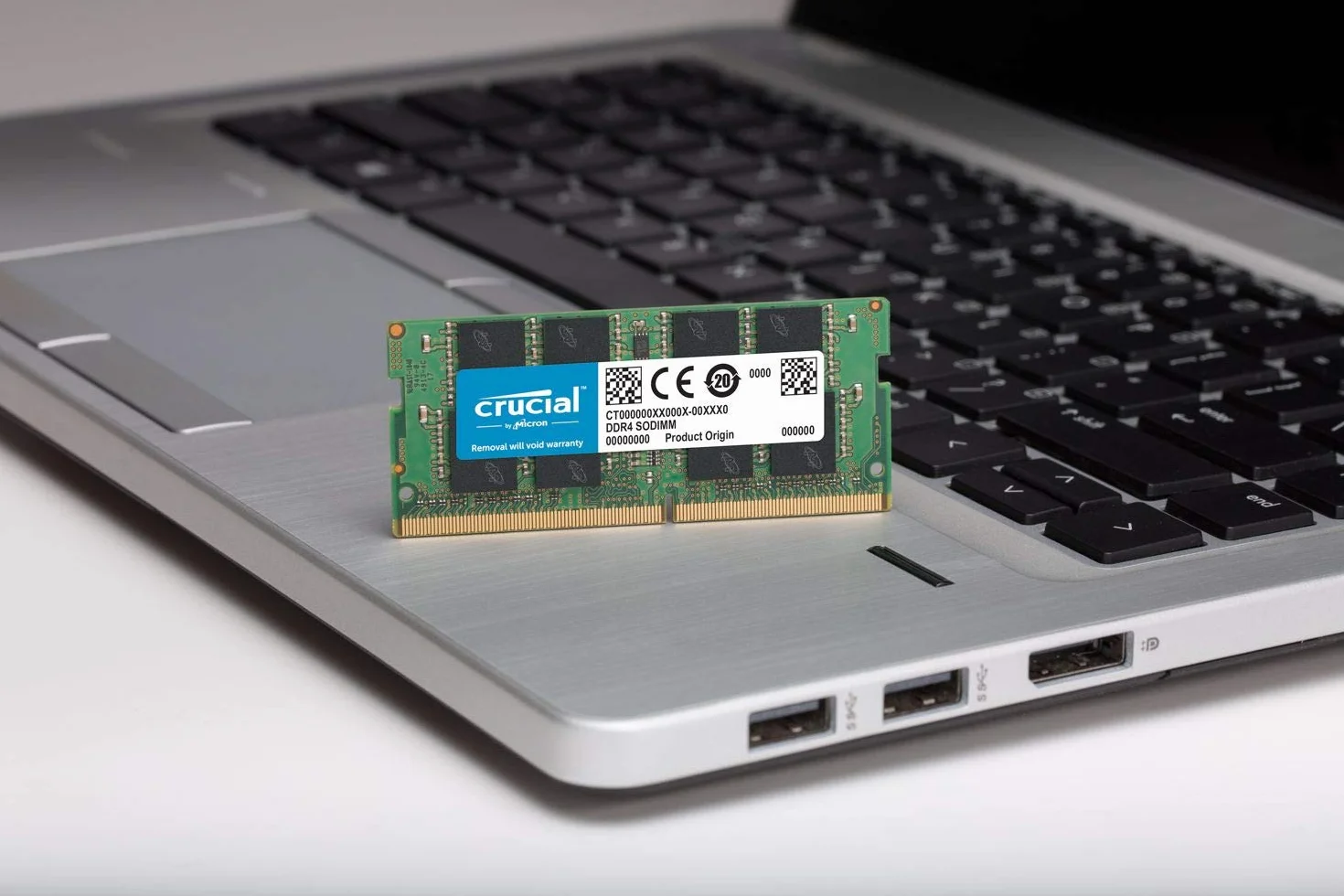 Crucial CT16G4SFRA266 16 GB (DDR4, 2666 MT/s, PC4-21300, SODIMM, 260-pin) pamięć