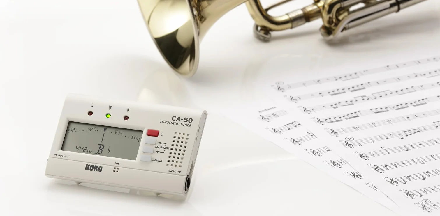 Korg CA-50 Ręczny Tuner Kieszonkowy, Biały