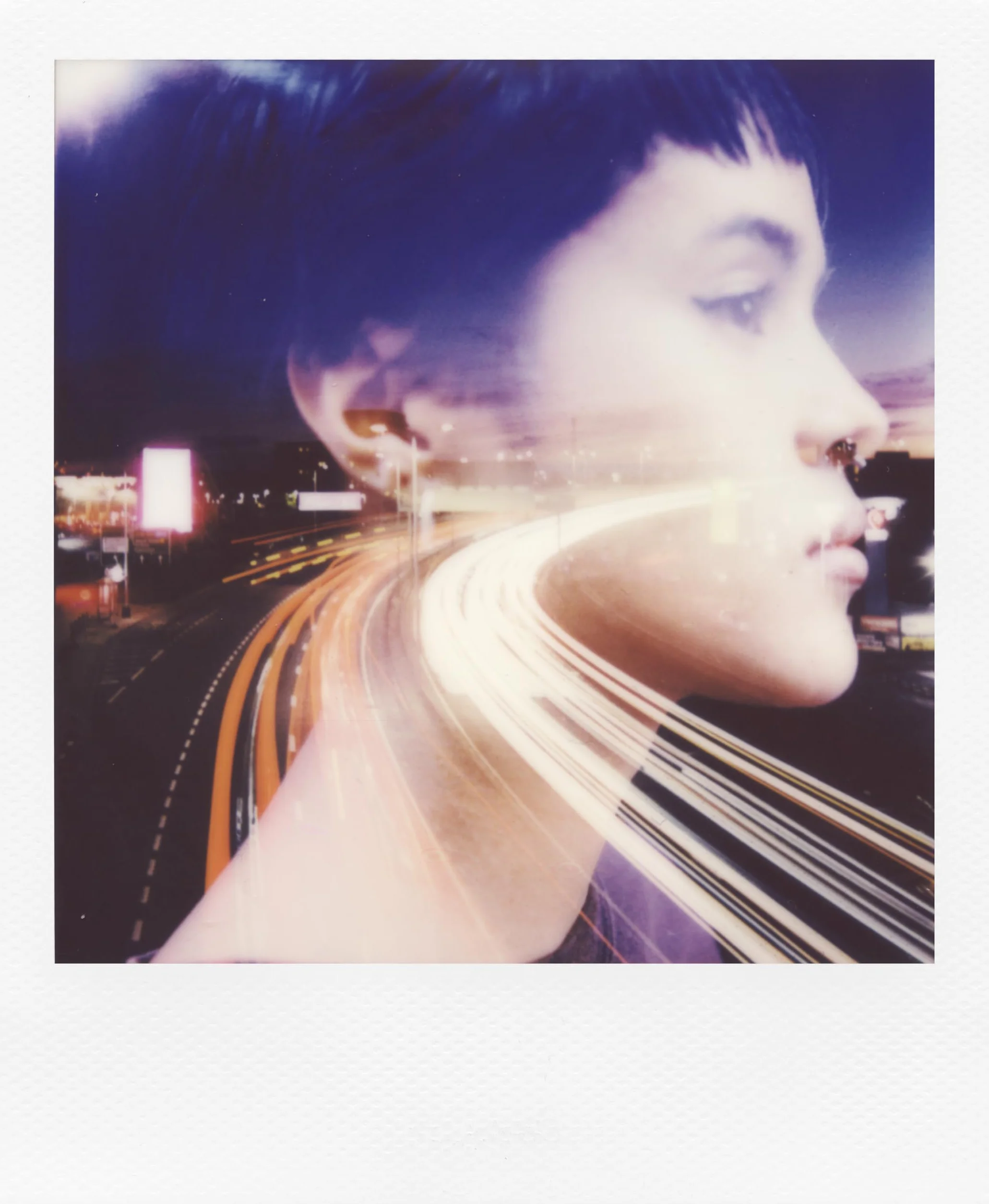 Polaroid - NOW+ Gen3 - Aparat natychmiastowy Bluetooth Connected - Zestaw aparat + film kolorowy (16 zdjęć) Czarny (6562)