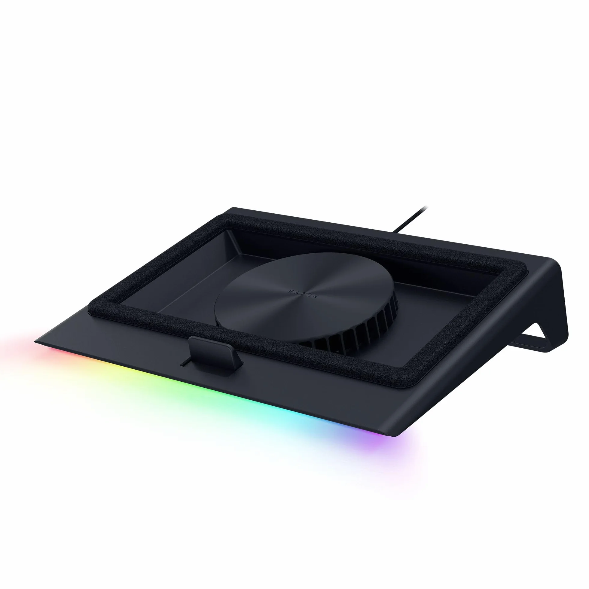 Razer Laptop Cooling Pad - Inteligentna podk?adka ch?odz?ca do laptopów 14'-18' - hermetyczna komora ci?nieniowa (konfigurowalne krzywe wentylatora, 3-portowy hub USB-A) Czarny