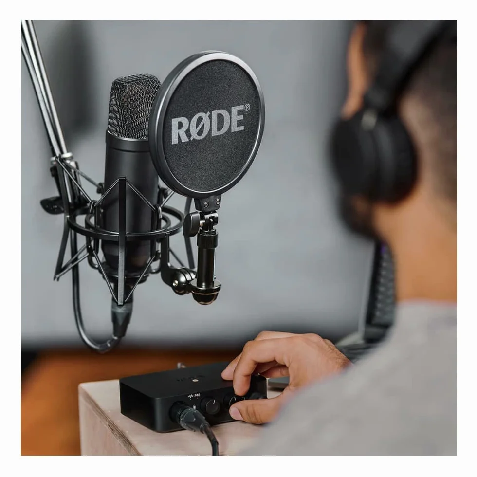 RØDE AI-1 Interfejs audio USB jednokanałowy klasy studyjnej z gniazdem Neutrik™ Combi do produkcji muzycznej, strumieniowania i podcastingu