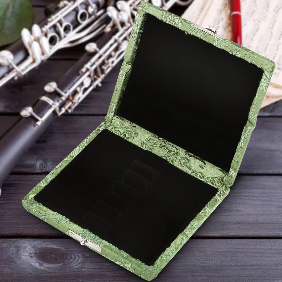 Etui na trzcinki Oboe, drewniane + jedwabna tkanina pokrowiec przeciwko wilgoci trzcinom przenośny uchwyt pudełko do przechowywania - otwór z miękkiej tkaniny - na 6 szt. trzciny oboju (zielony)