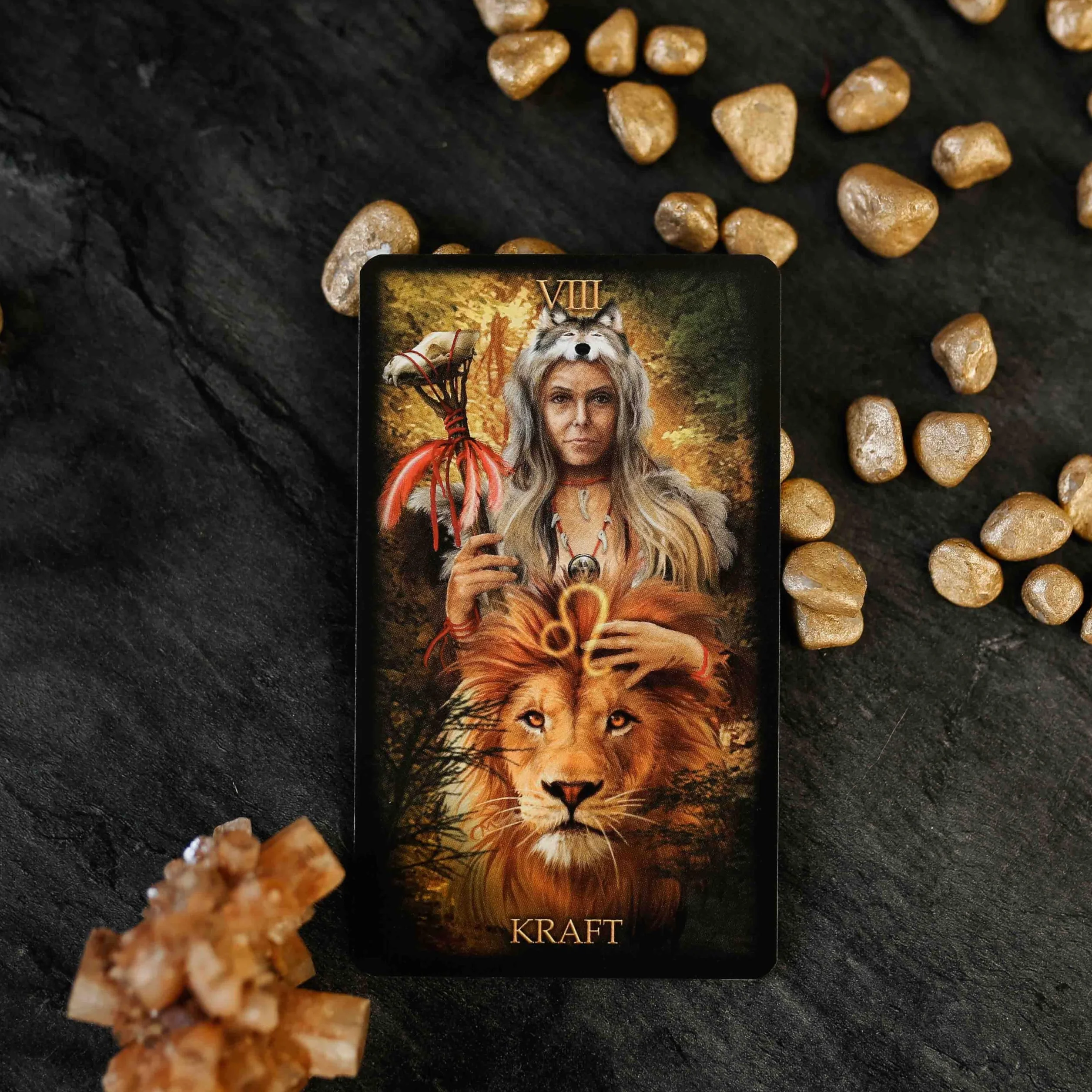 Marchetti Tarot - Folge deiner Intuition!: 78 Tarotkarten und 144-seitiges Buch, Stülpdeckelschachtel mit Spotlack