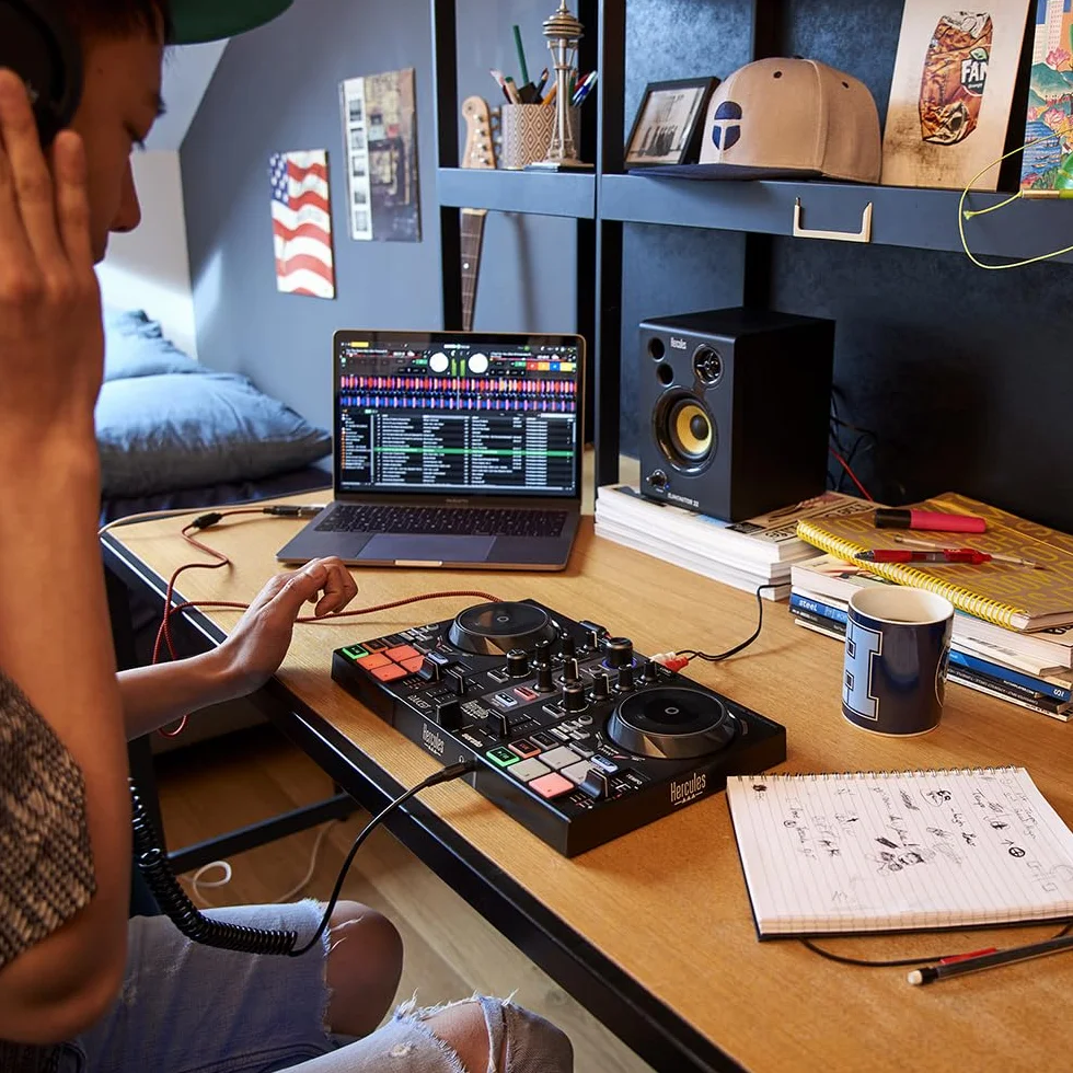 Hercules DJControl Inpulse 200 MK2 – idealny kontroler DJ do nauki miksowania – oprogramowanie i samouczki w zestawie.