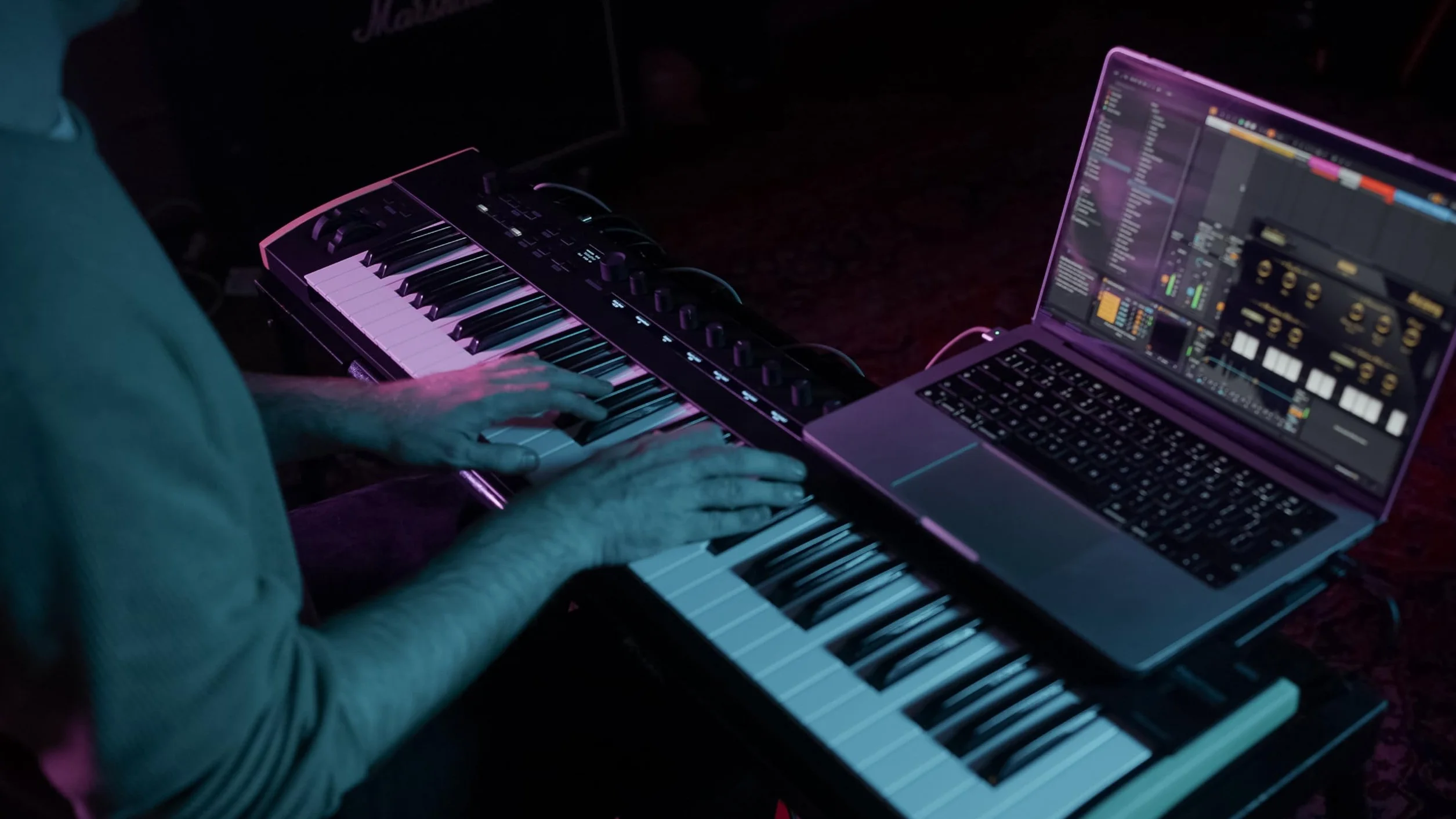 Korg KEYSTAGE-61 - Keystage 61 Key Poly AT Klawiatura Kontrolera MIDI - Czarny
