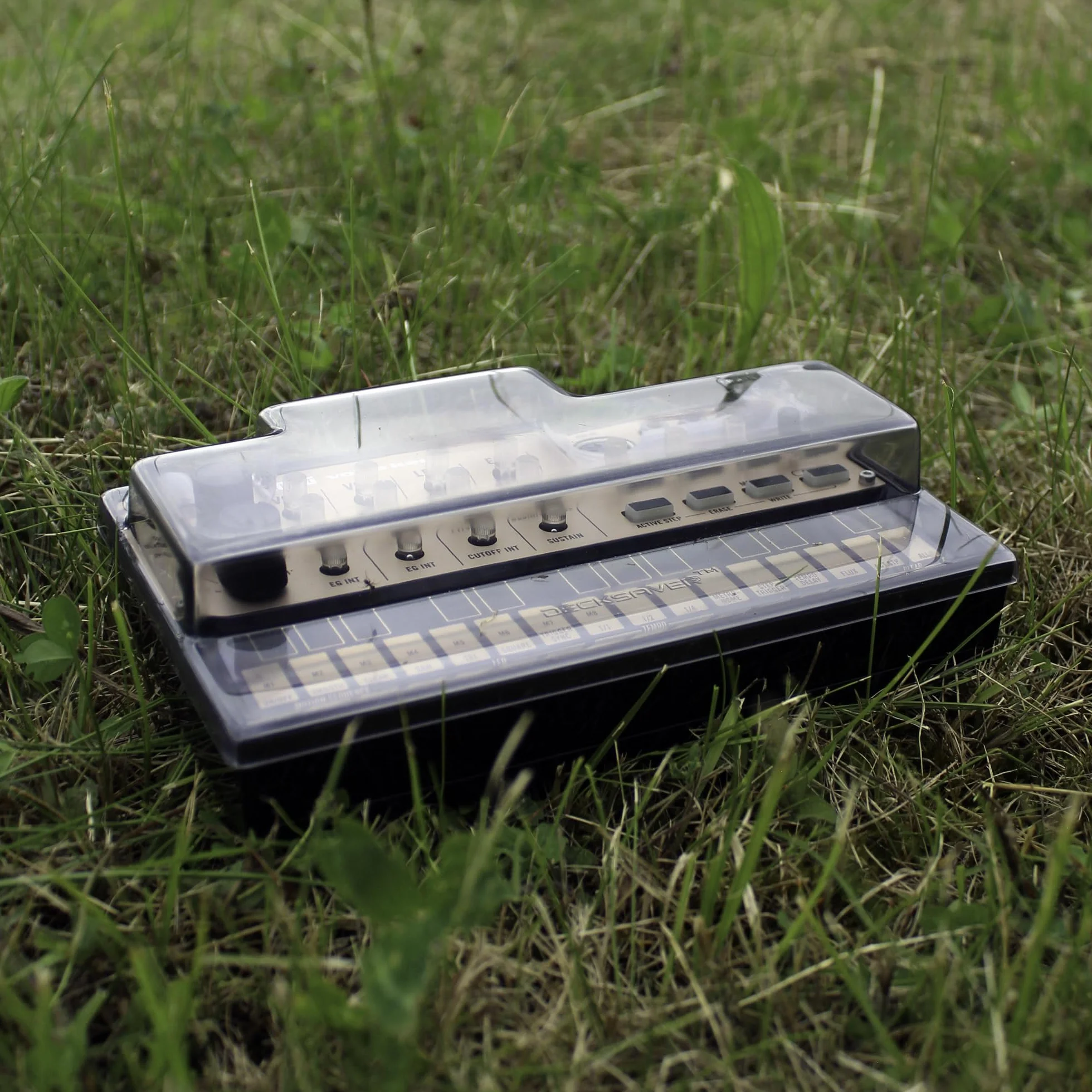 Decksaver Korg Volca-Series Cover (Keys, Bass, Beats) - Pokrowiec na keyboard