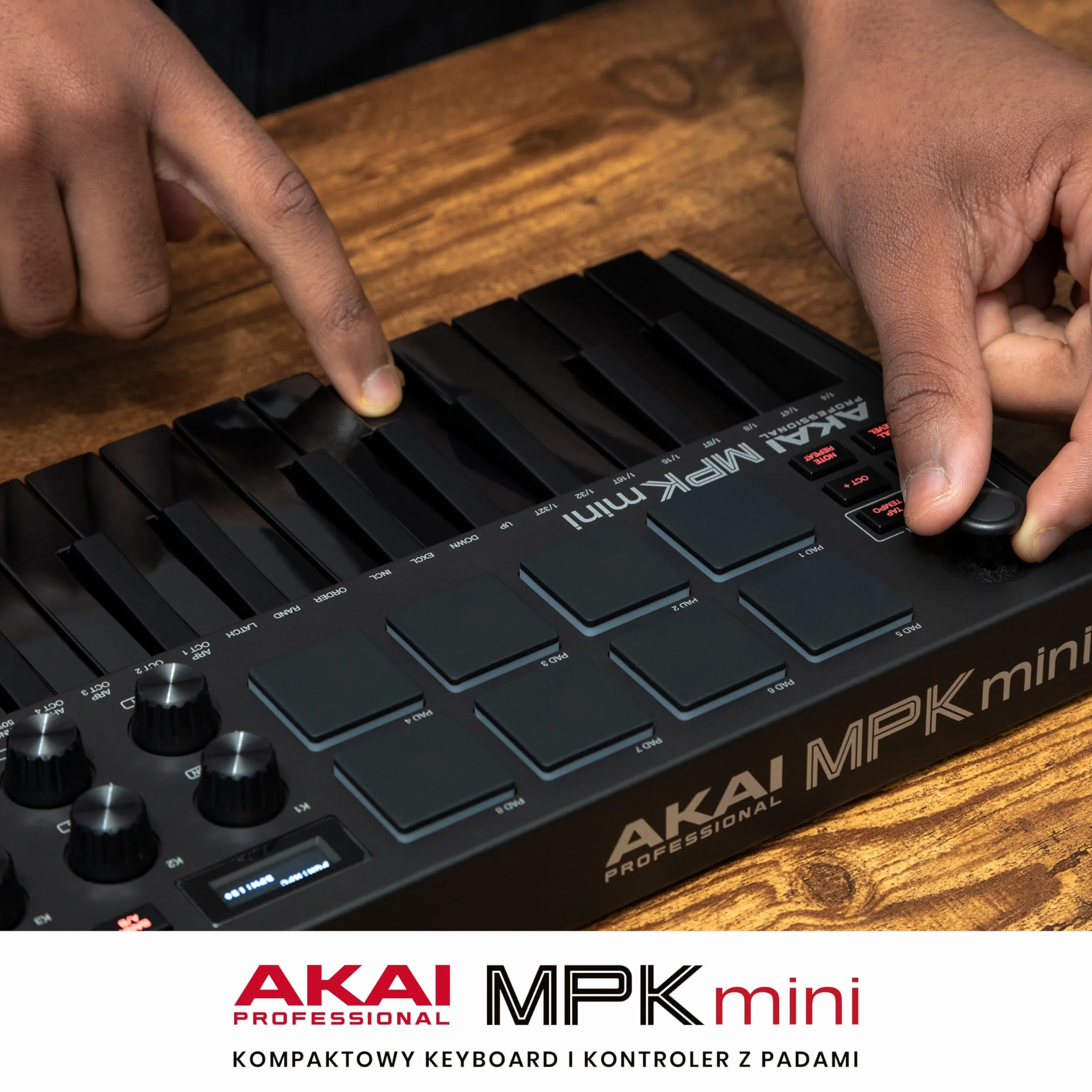Akai Professional MPK Mini MK3 25-klawiszowa klawiatura sterująca USB MIDI z 8 podświetlanymi padami, 8 pokrętłami, programem do produkcji muzyki, pakiet Native Instruments (integracja NKS), Czarna