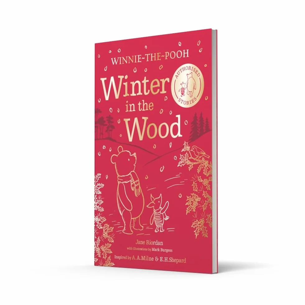 Winnie-the-Pooh: Winter in the Wood: Warming tales for winter, an authorised illustrated story collection perfect for Pooh fans of all ages and makes a wonderful Christmas gift