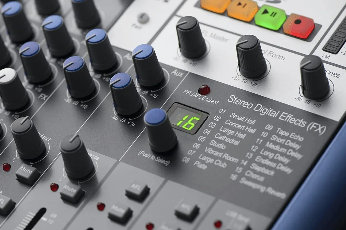 PreSonus StudioLive AR16c, 18-kanałowy, Hybrid Digital/Analog Performance mikser/USB-C-kompatybilny interfejs audio/stereo-SD-Recorder z oprogramowaniem do nagrywania