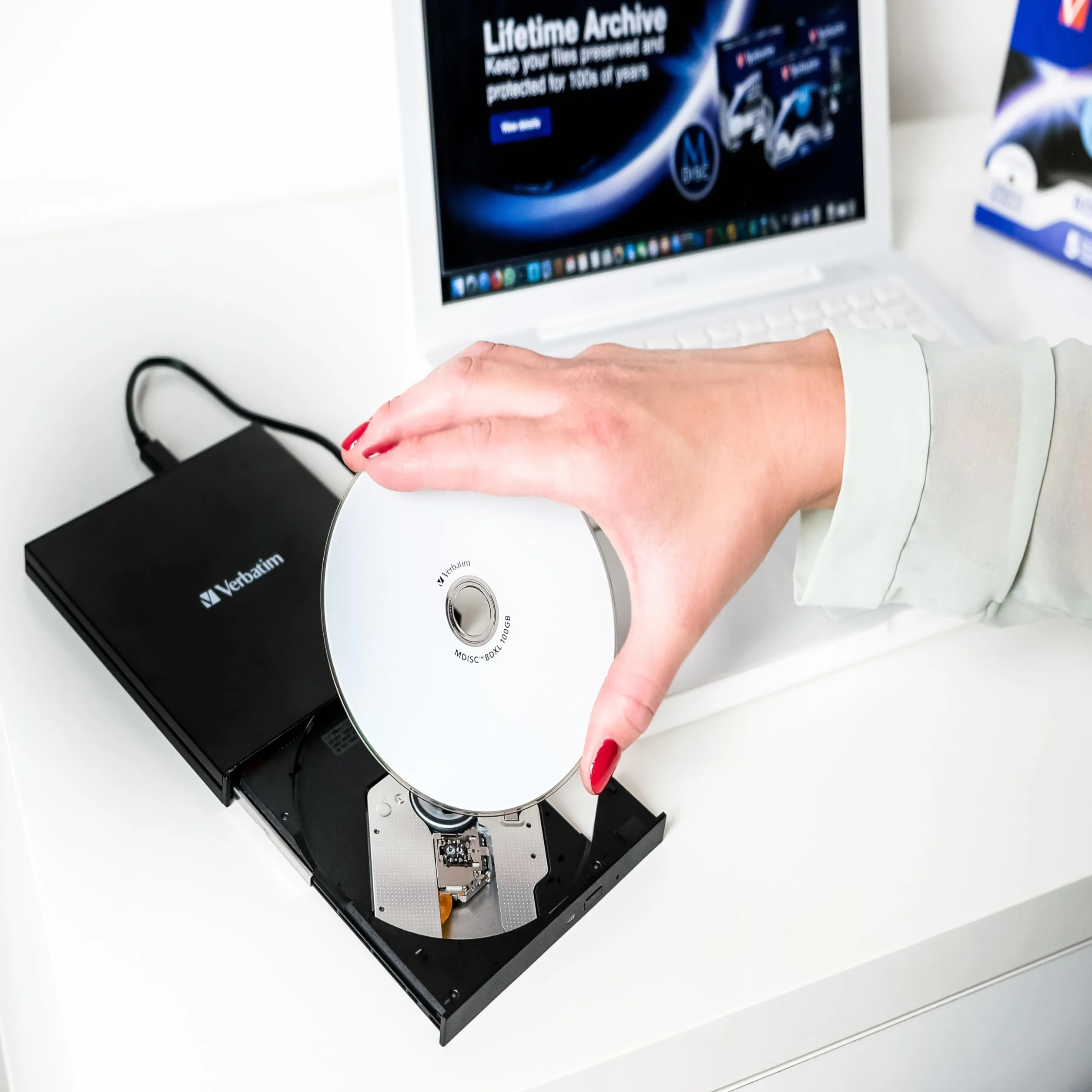 Verbatim 43890 zewnętrzny smukły przenośny USB 3.0 nagrywarka Blu-ray