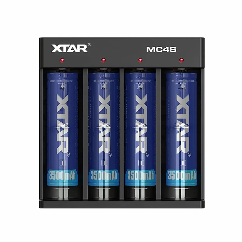 XTAR MC4S - profesjonalna ładowarka do akumulatorów litowo-jonowych i NiMh, głębokie rozładowanie i reaktywacja komórek 0 V, 4 ogniwa, model MC4S