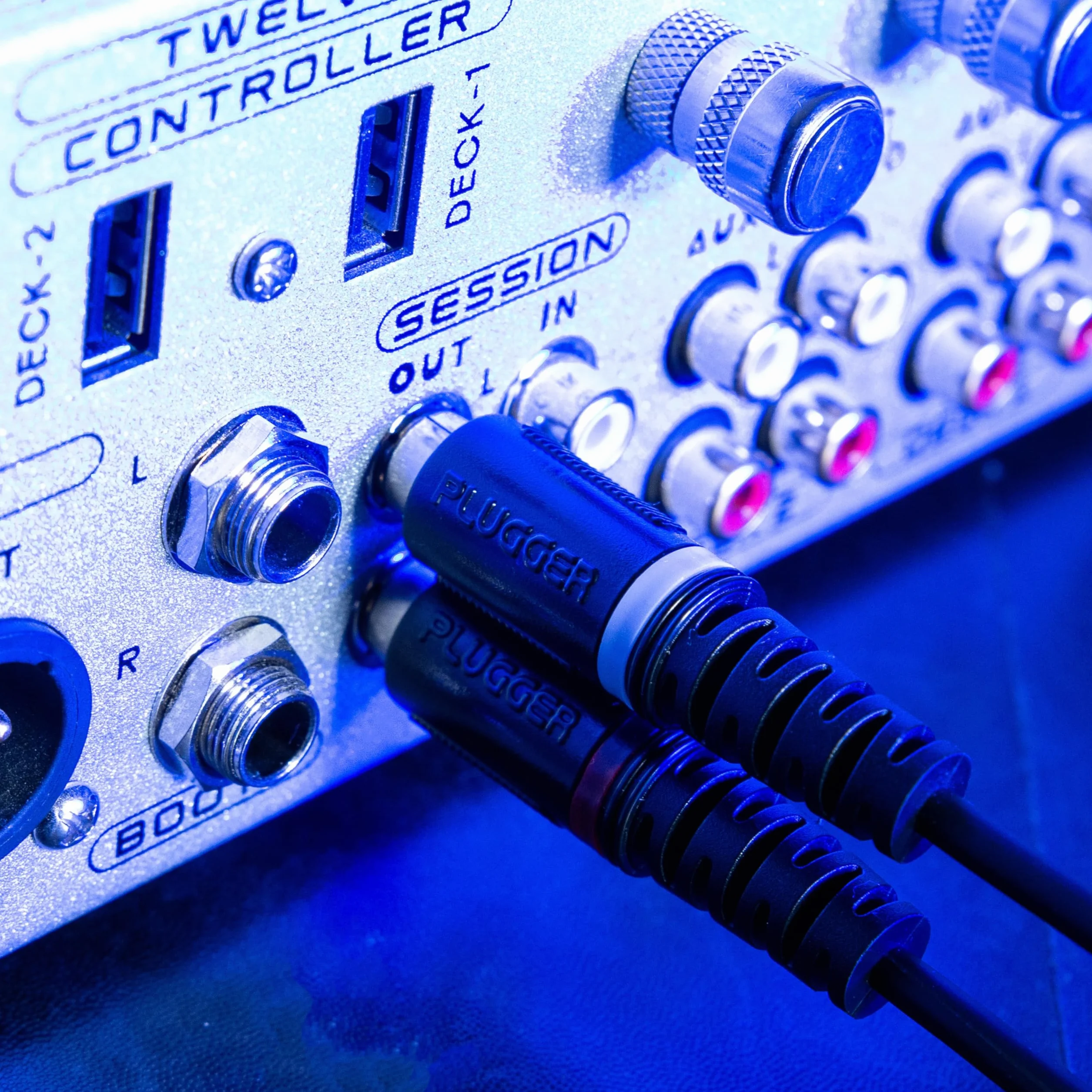 Plugger Pasek kablowy 3B/XLR męski na RCA męski 3 m czarny