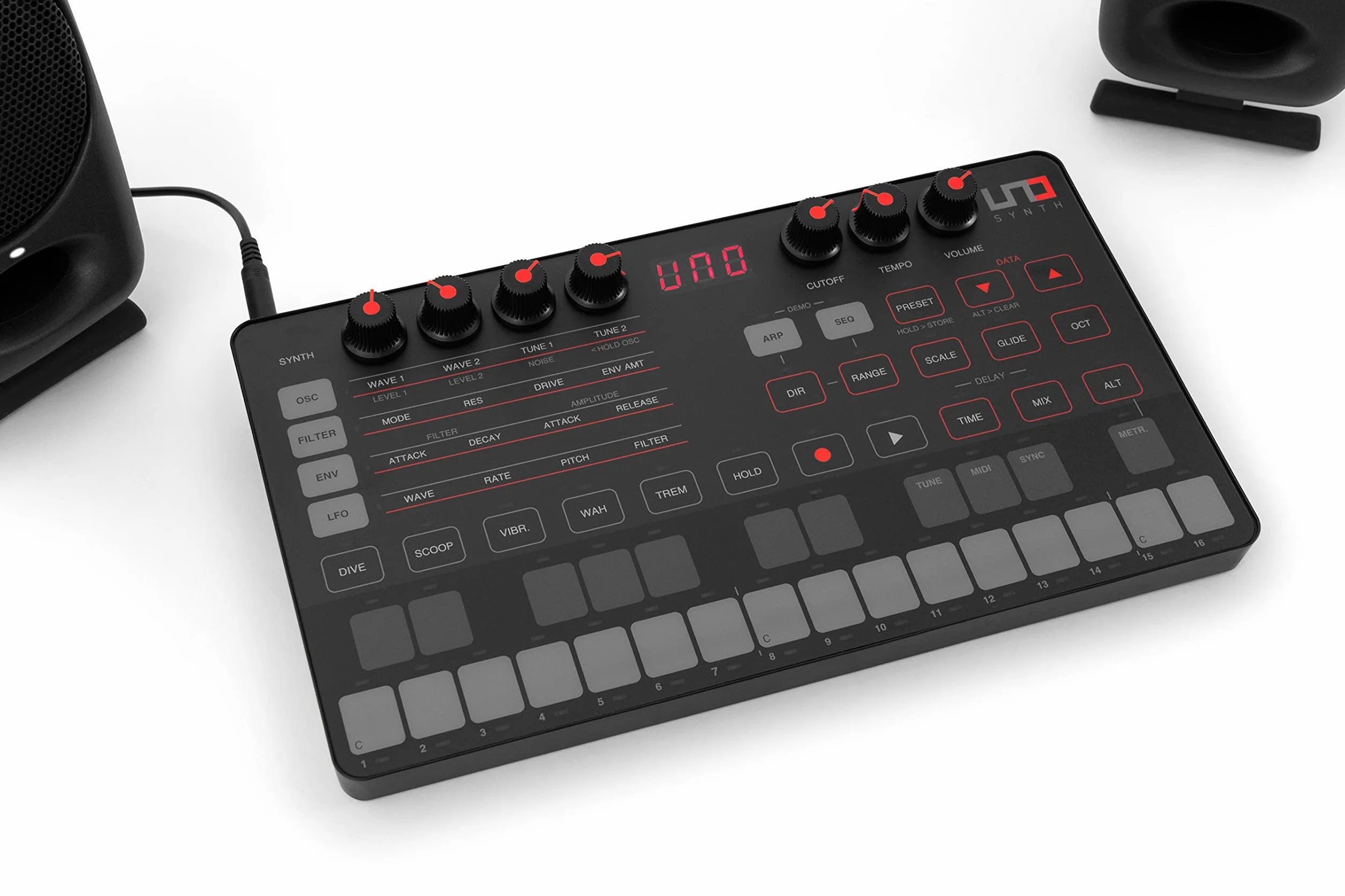 IK Multimedia IP-UNO-SYNTH-IN Analogowy Syntezator, Czarny