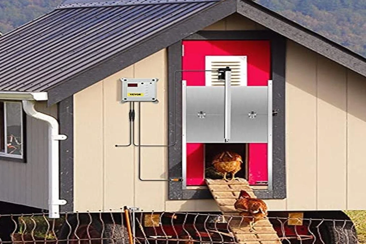 VEVOR Automatyczny otwieracz do kurników 12 V, 30 x 30 cm do automatycznych drzwi kurnika, czujnik światła timera na podczerwień z 2 pilotami zdalnego sterowania, klatka dla kurcząt zastosowanie dla