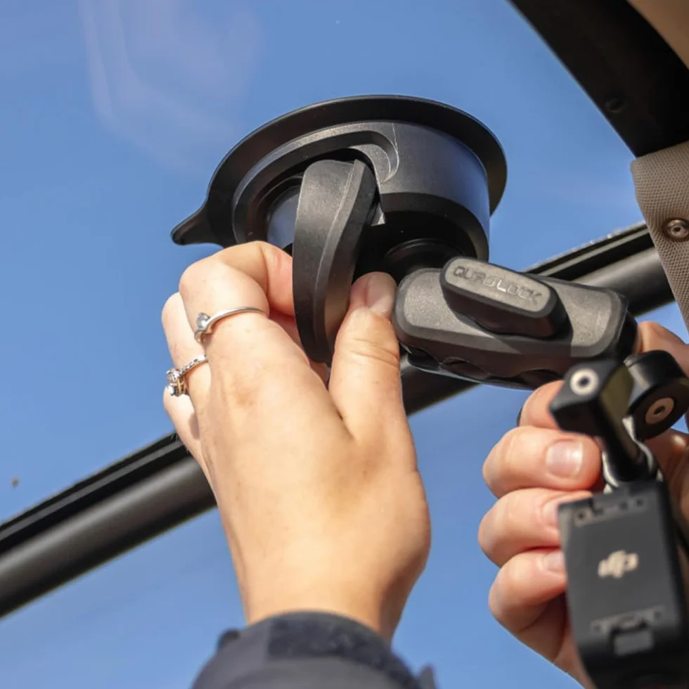 Quad Lock Podstawa 360 – podstawa ssąca, możliwość zmiany położenia i dźwignia, odporna na wiele powierzchni i temperatury, idealna do pojazdów i użytku na zewnątrz