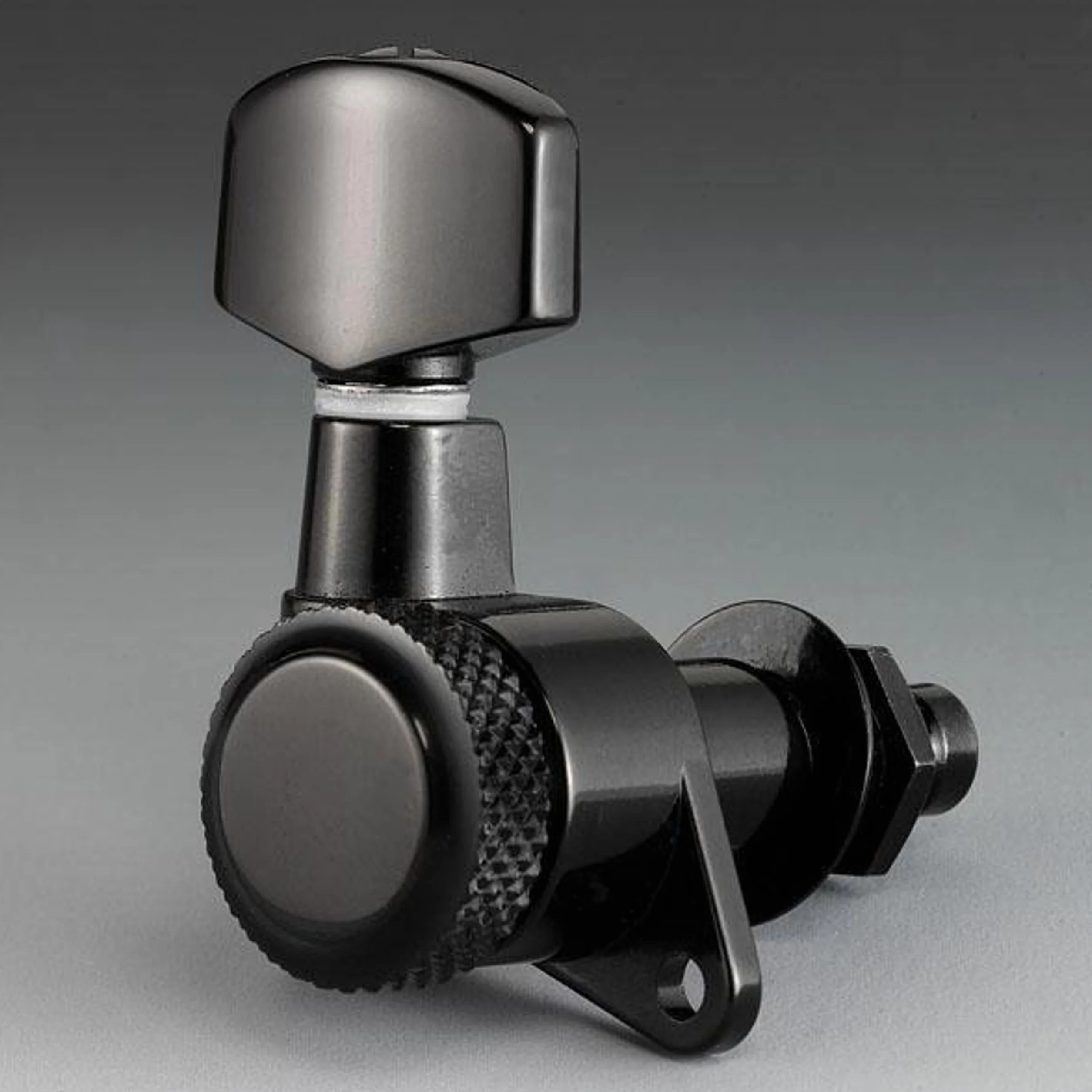 Schaller »M6 135 LOCKING MACHINE HEADS - BLACKCHROME - 3L/3R - LARGE METAL - 19,5 mm LOCKING POST« mechanizmy do gitary elektrycznej - zestaw 6 sztuk