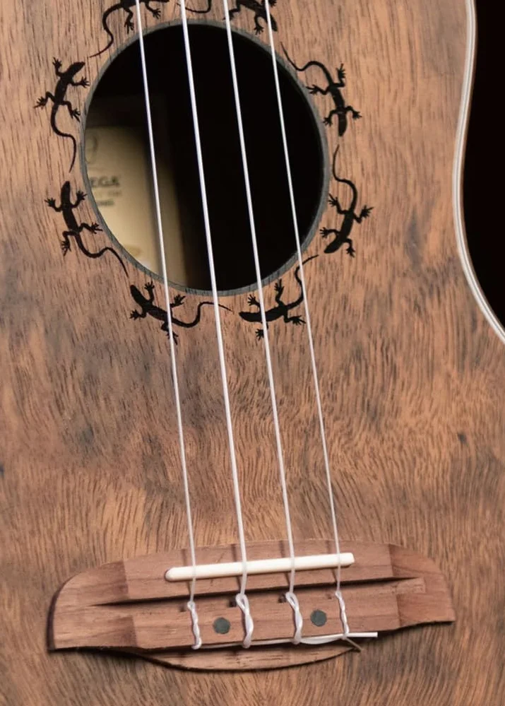 Struny ORTEGA - do ukulele Tenor (UWNY-4-TE)