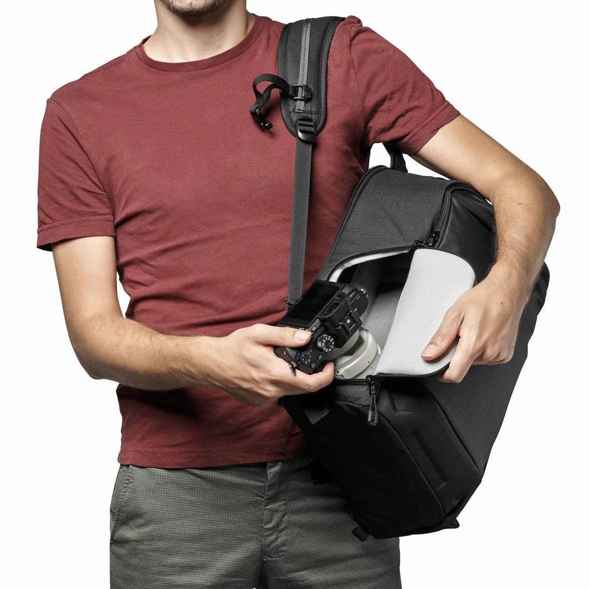 Lowepro Flipside BP 300 AW III plecak na aparat bezlusterkowy i lustrzankę cyfrową, do laptopa 13'' i tabletu 10'', czarny, 31 x 22 x 46 cm