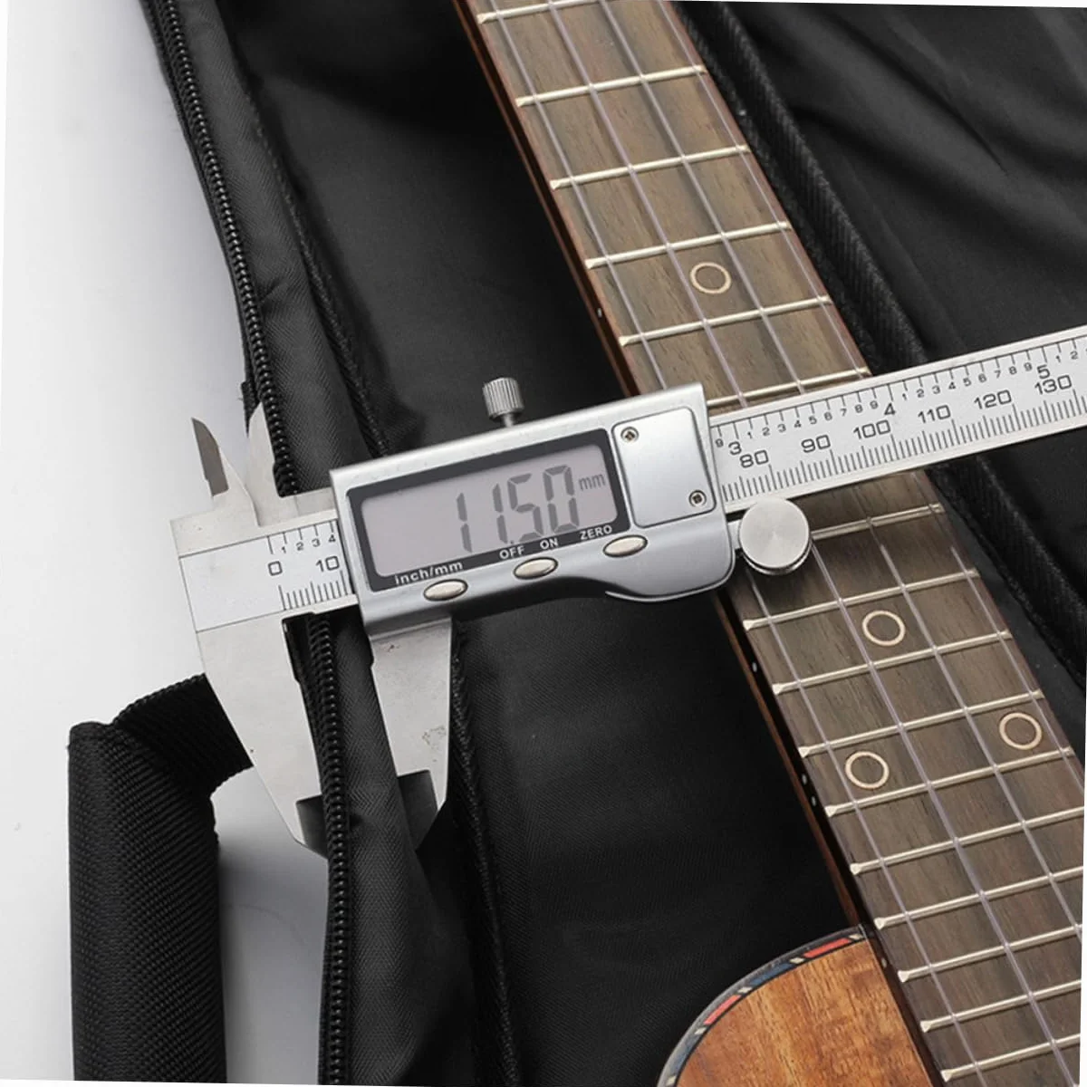 Toyvian Ukulele Bag Płócienny Pokrowiec z Grubym Ociepleniem i Podwójnymi Szelkami Wytrzymały Pojemnik Instrument Muzyczny