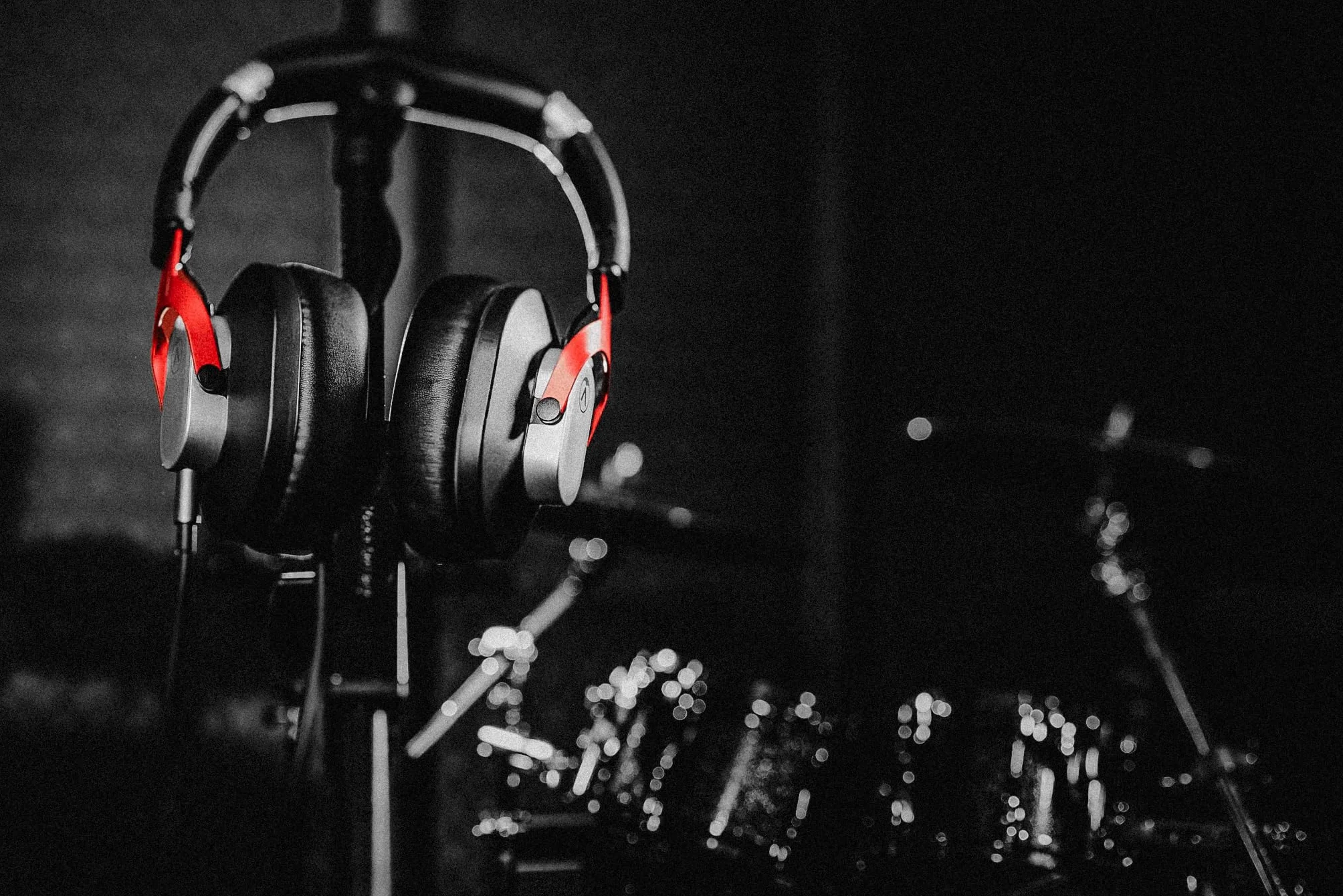 Austrian Audio 19004F10100 Słuchawki, Czarny/Czerwony