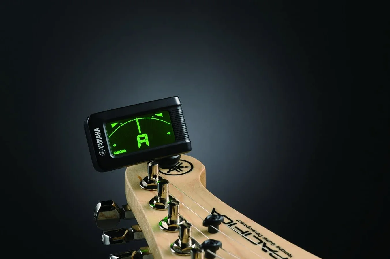 Yamaha Tuner YTC5 do gitary