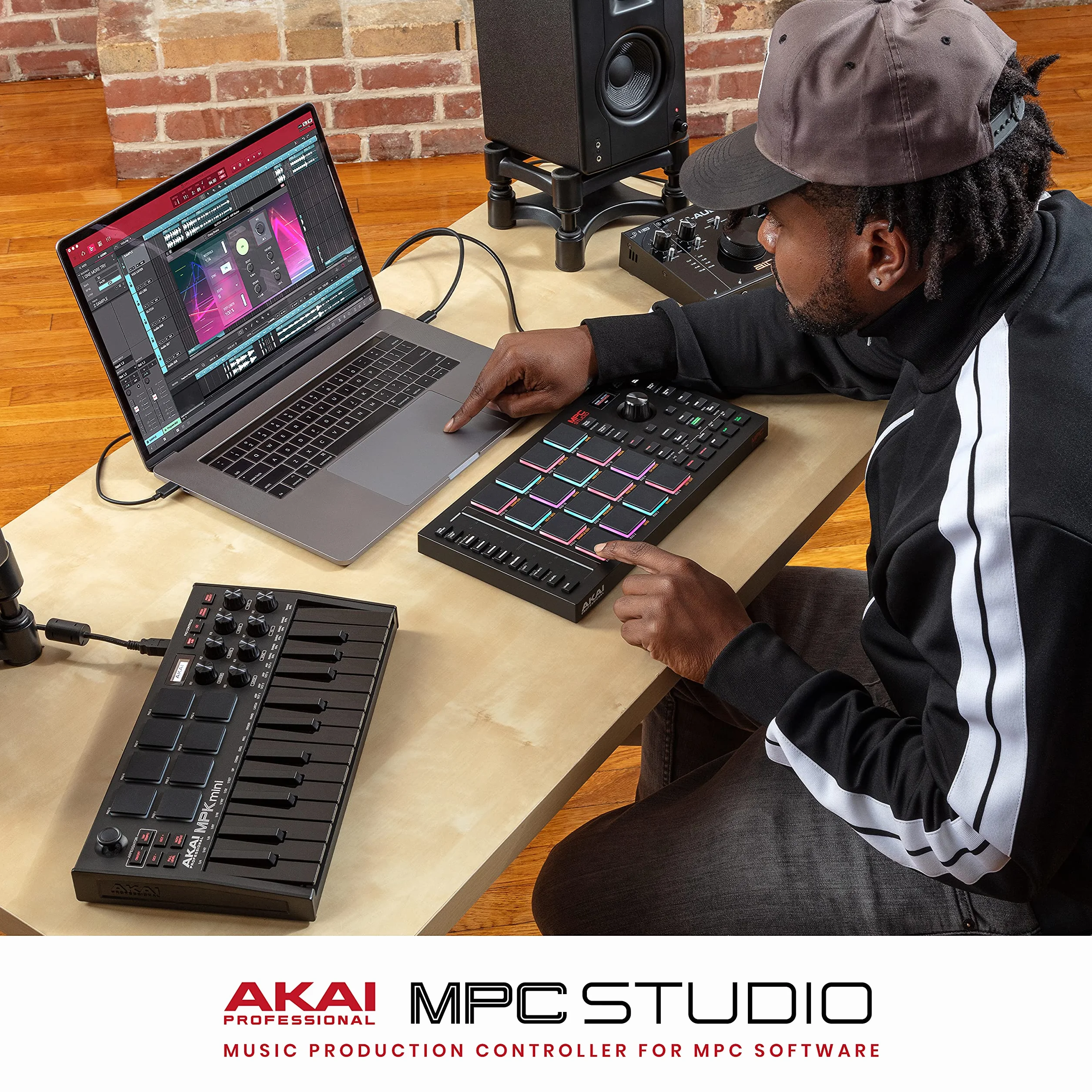Akai Professional MPC Studio Kontroler MIDI Beat Maker 16 podkładek RGB czułych na siłę nacisku