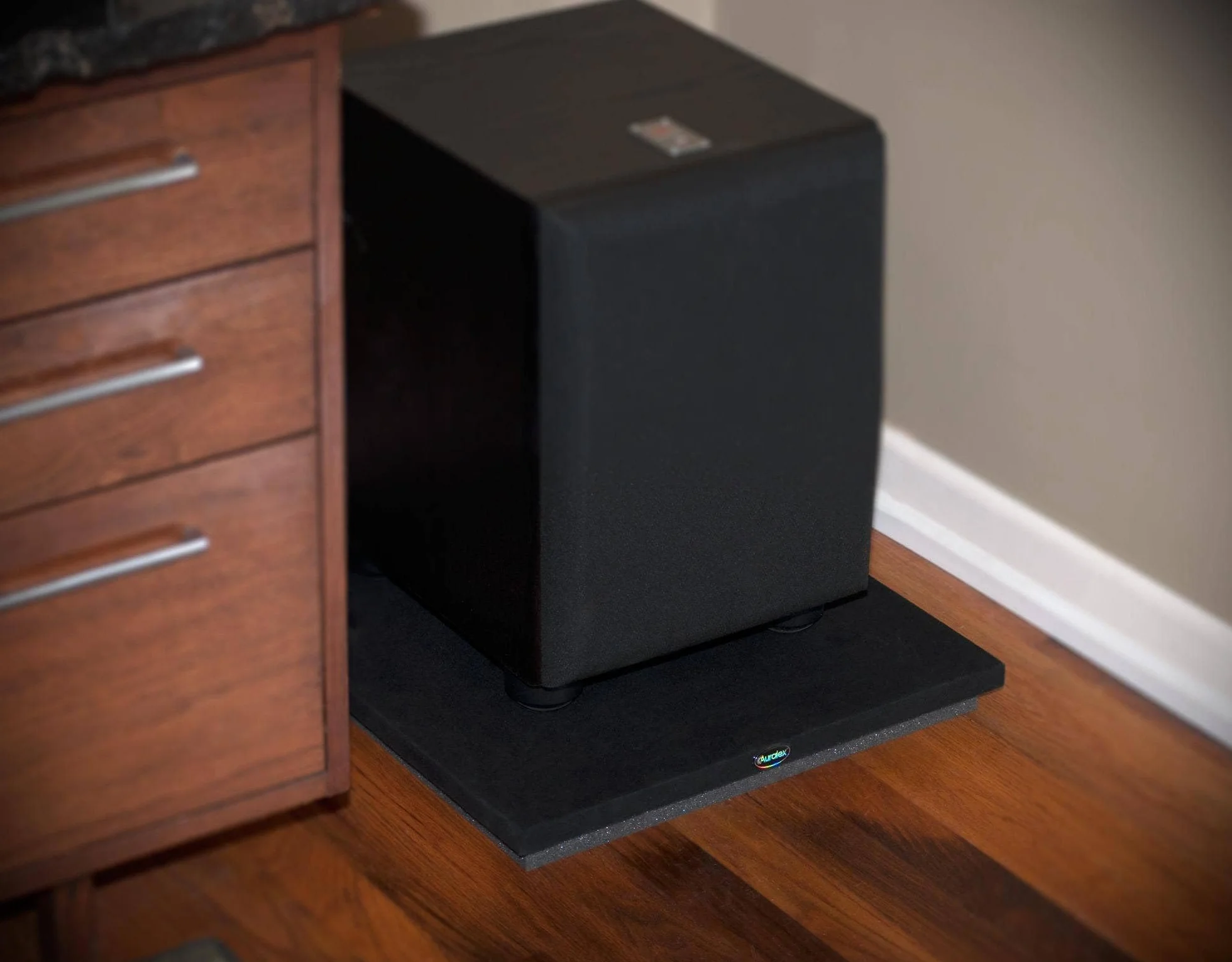 Auralex SubDude HT - Izolator subwoofera 45 cm x 56 cm