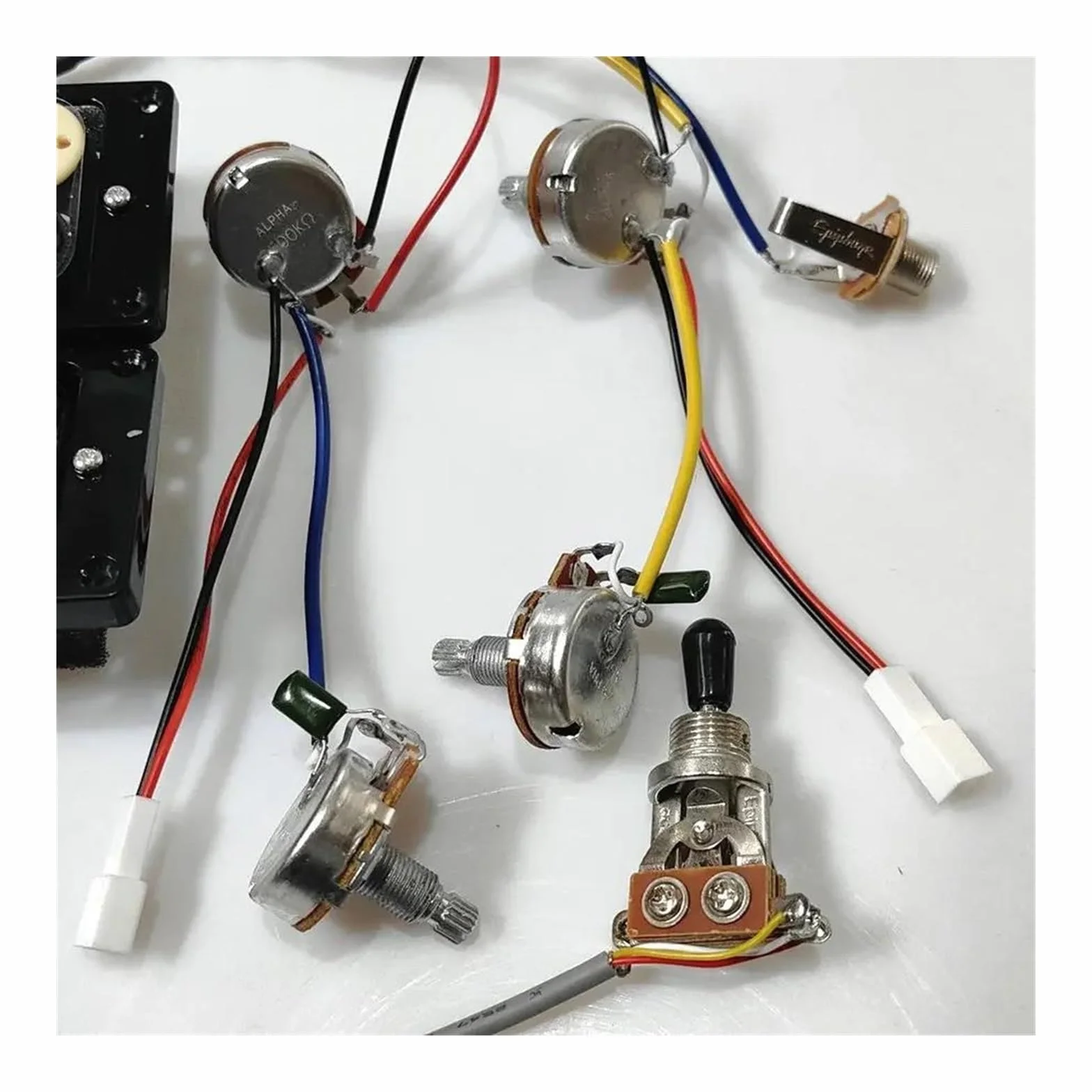 rofesjonalnych przetwornik do gitary elektrycznej Przetworniki Gitarowe Humbucker Z Zestawem Wiązek Przewodów Z Szybkozłączem Do Gitary Elektrycznej EPI (Color : Chrome BK)