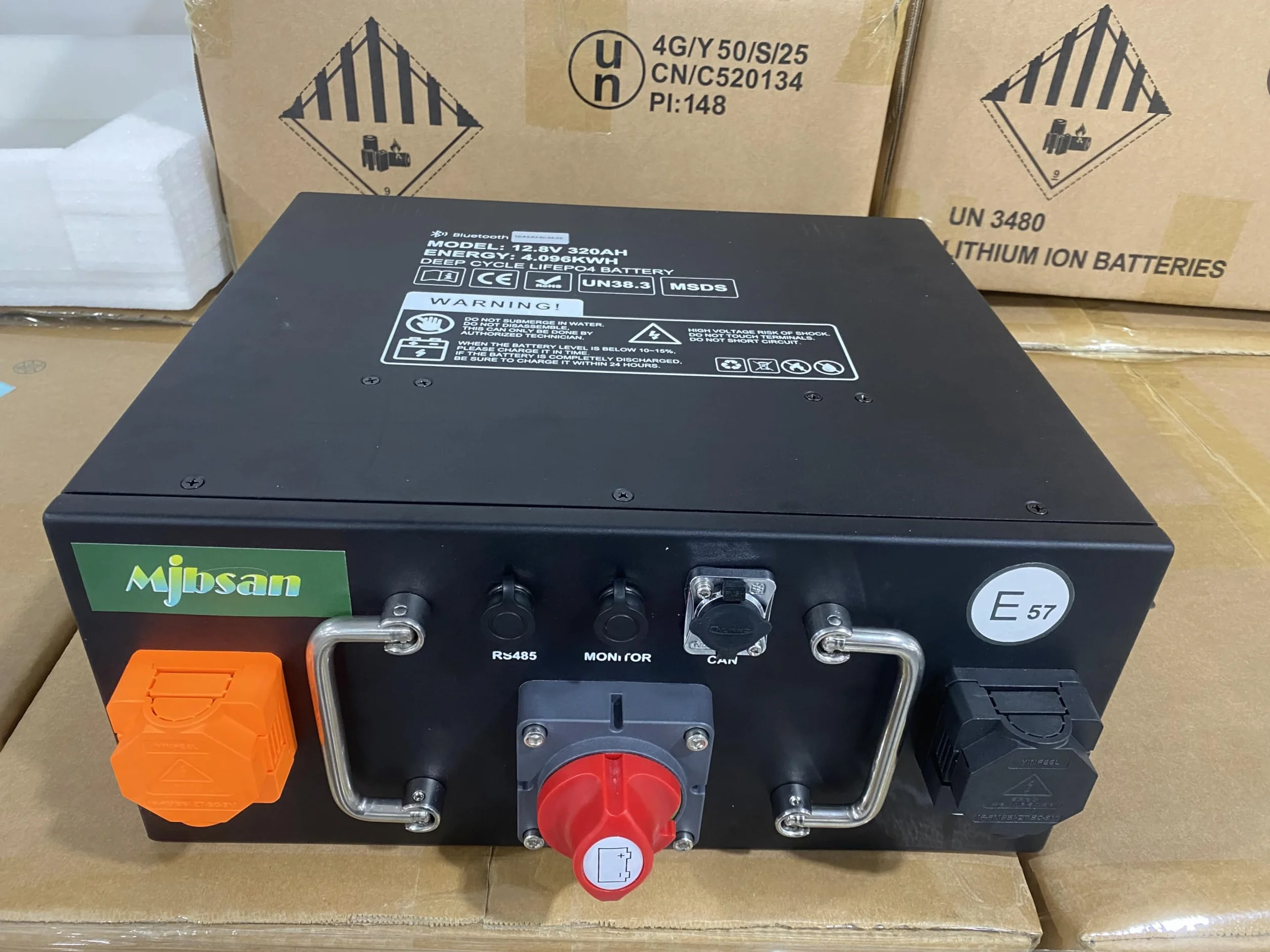 Akumulator LiFePO4 12 V, 320 Ah, certyfikat ECE R10 z wbudowanym BMS 250 A, ochrona przed niską temperaturą, 12000 cykli i 10-letnia żywotność, do przyczep kempingowych, instalacji solarnych