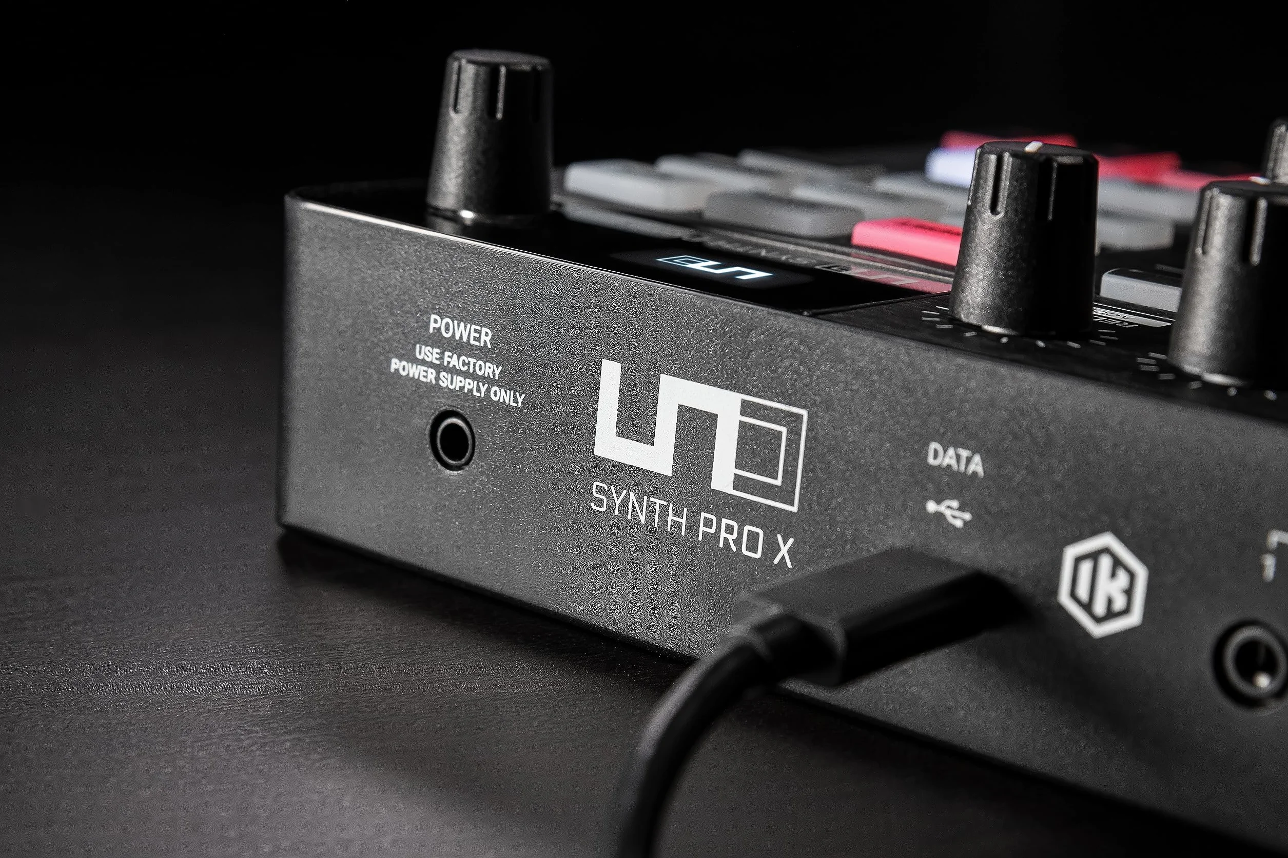 IK Multimedia UNO Synth PRO X, Paraphonic dual-filter analog synthesizer with paraphonic sequencer, integrated FXs and CV connections