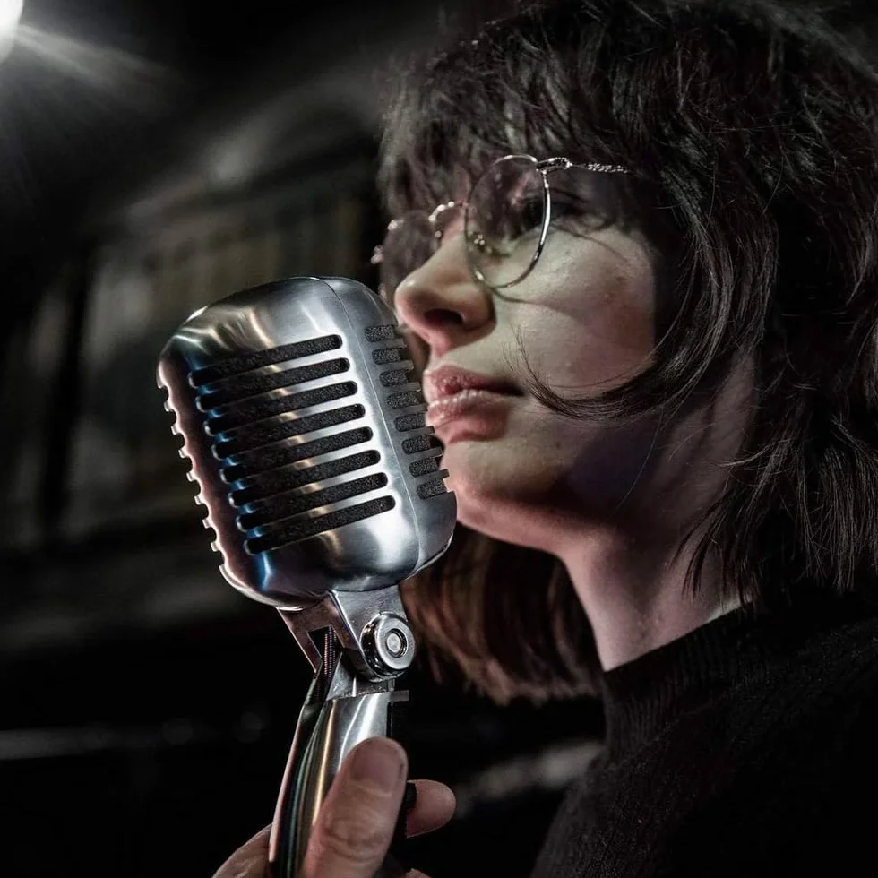 Shure 55sh Series II Iconic Unidyne Dynamiczny mikrofon wokalny, klasyczny, z kardioidalną charakterystyką kierunkową do występów na żywo, mikrofon z adapterem gwintu