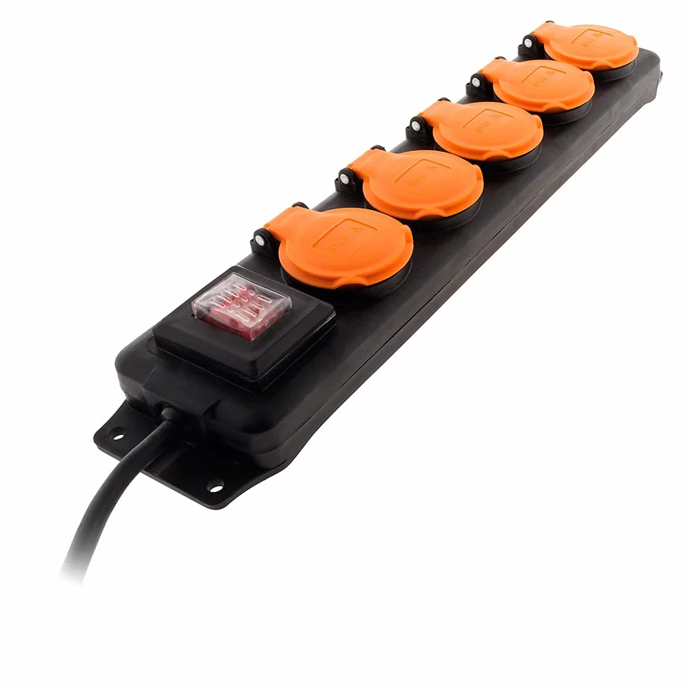 Zenitech Blok wodoodporny IP44 5 gniazd 16A 2P+T z klapkami i przełącznikami - 1,5 m kabel HO5RRF 3G1