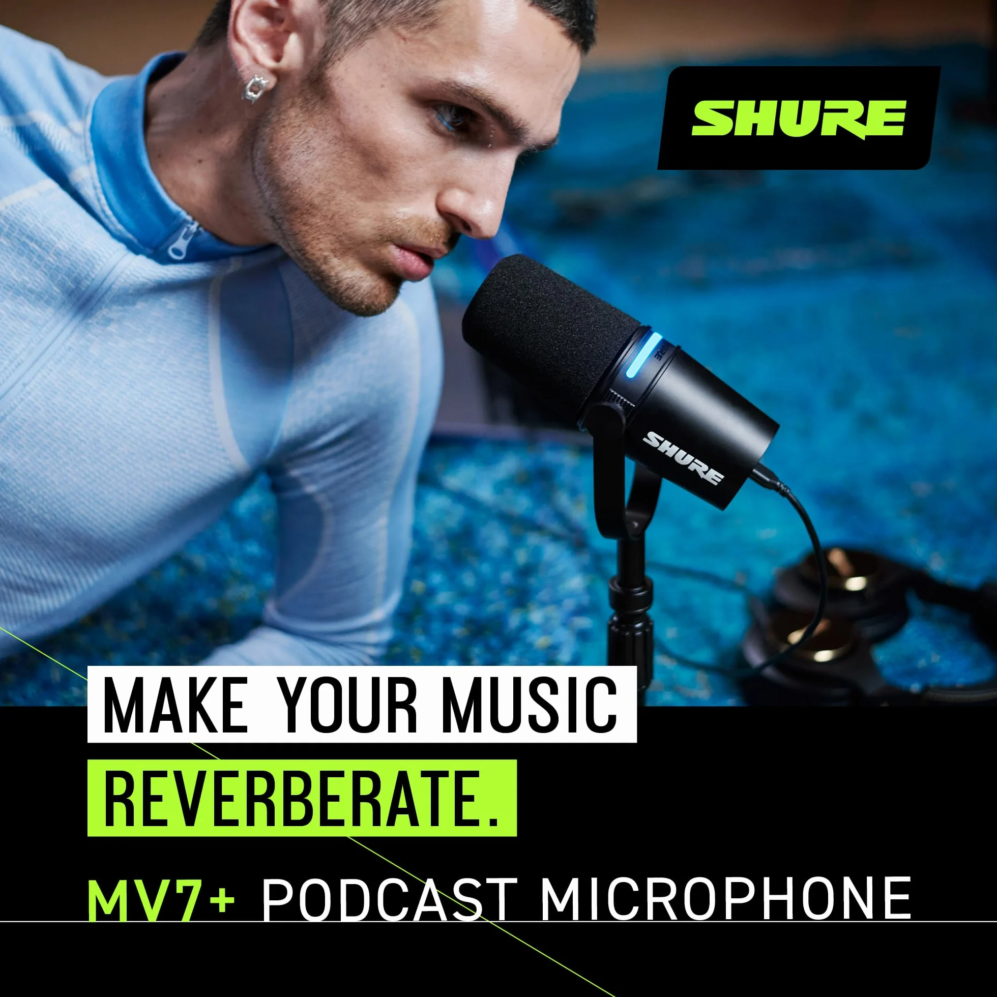 Shure Mikrofon do podcastów MV7+ z podstawką, Ulepszona jakość dźwięku, panel dotykowy LED, wyjścia USB-C i XLR, automatyczny tryb poziomowania, cyfrowy filtr pop, efekty pogłosu, podcasting - Czarny