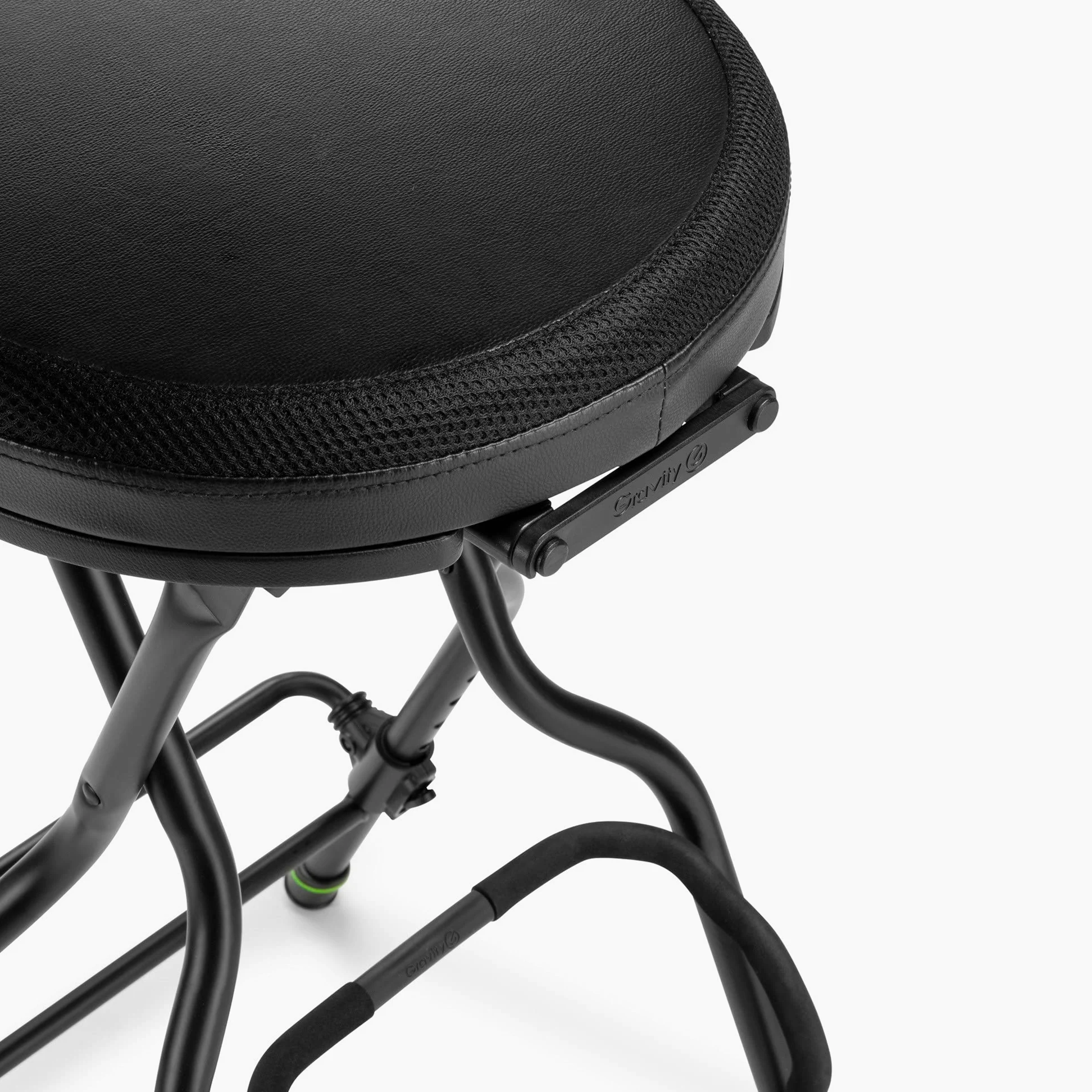 Krzesło muzyczne ze stojakiem na gitarę