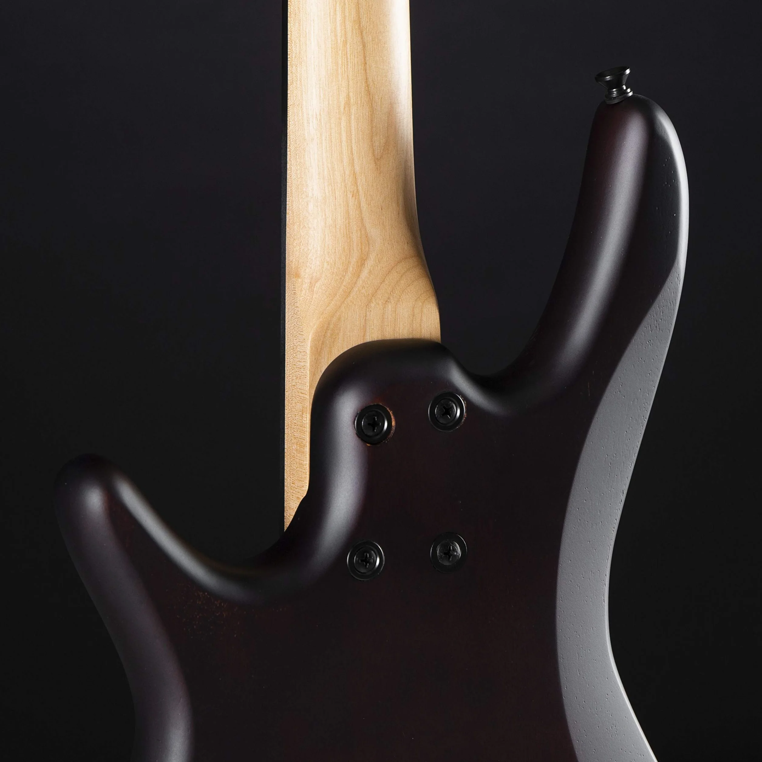 Ibanez GSRM20 GIO Series MiKro krótka skala elektryczna gitara basowa - orzechowe płaskie wykończenie, 3/4