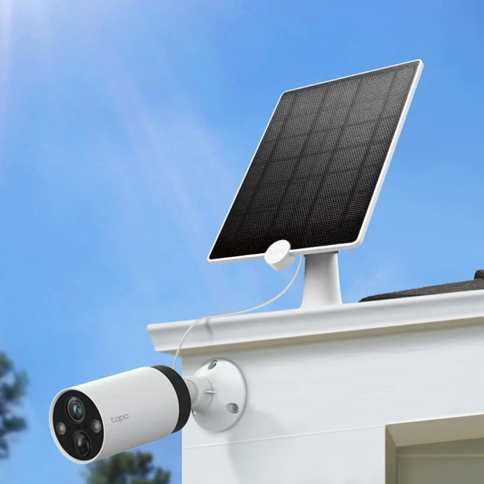 TP-Link Tapo A200 | Panel solarny do kamer Tapo | Kompatybilny z C420, C425, D230S1 i innymi modelami bateryjnymi | Ładowanie bezprzewodowe | Kabel 4 m w zestawie | Montaż zewnętrzny IP65