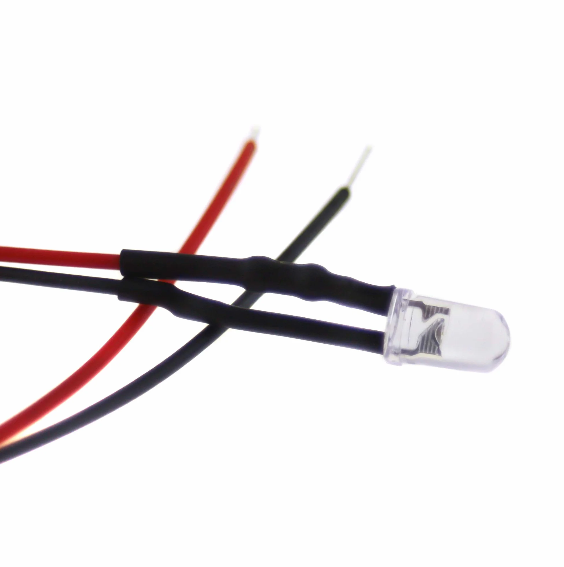 10 x 5 mm LED, 24 V, czerwony; z kablem przyłączeniowym 20 cm i wbudowanym opornikiem